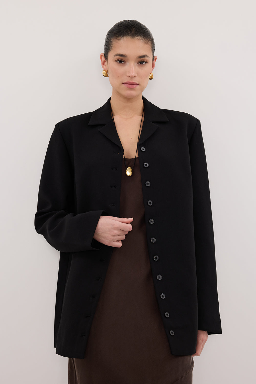 RYKER BLACK RELAXED BLAZER Clothing DISSH Boutiques 