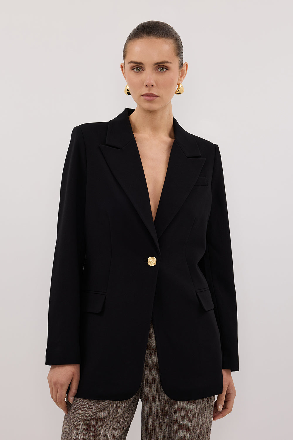 COHEN BLACK CINCHED BLAZER Clothing DISSH Boutiques 