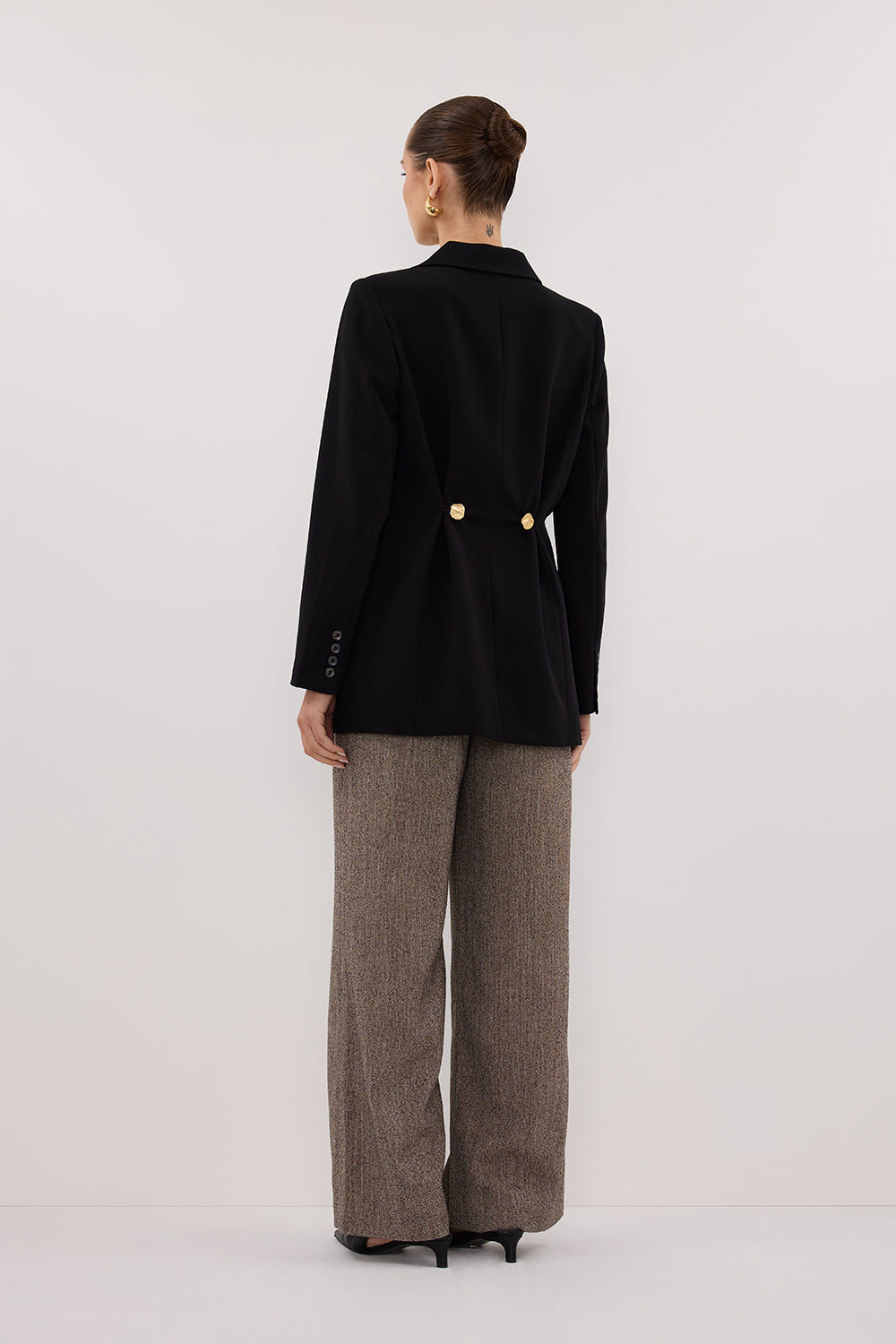 COHEN BLACK CINCHED BLAZER Clothing DISSH Boutiques 