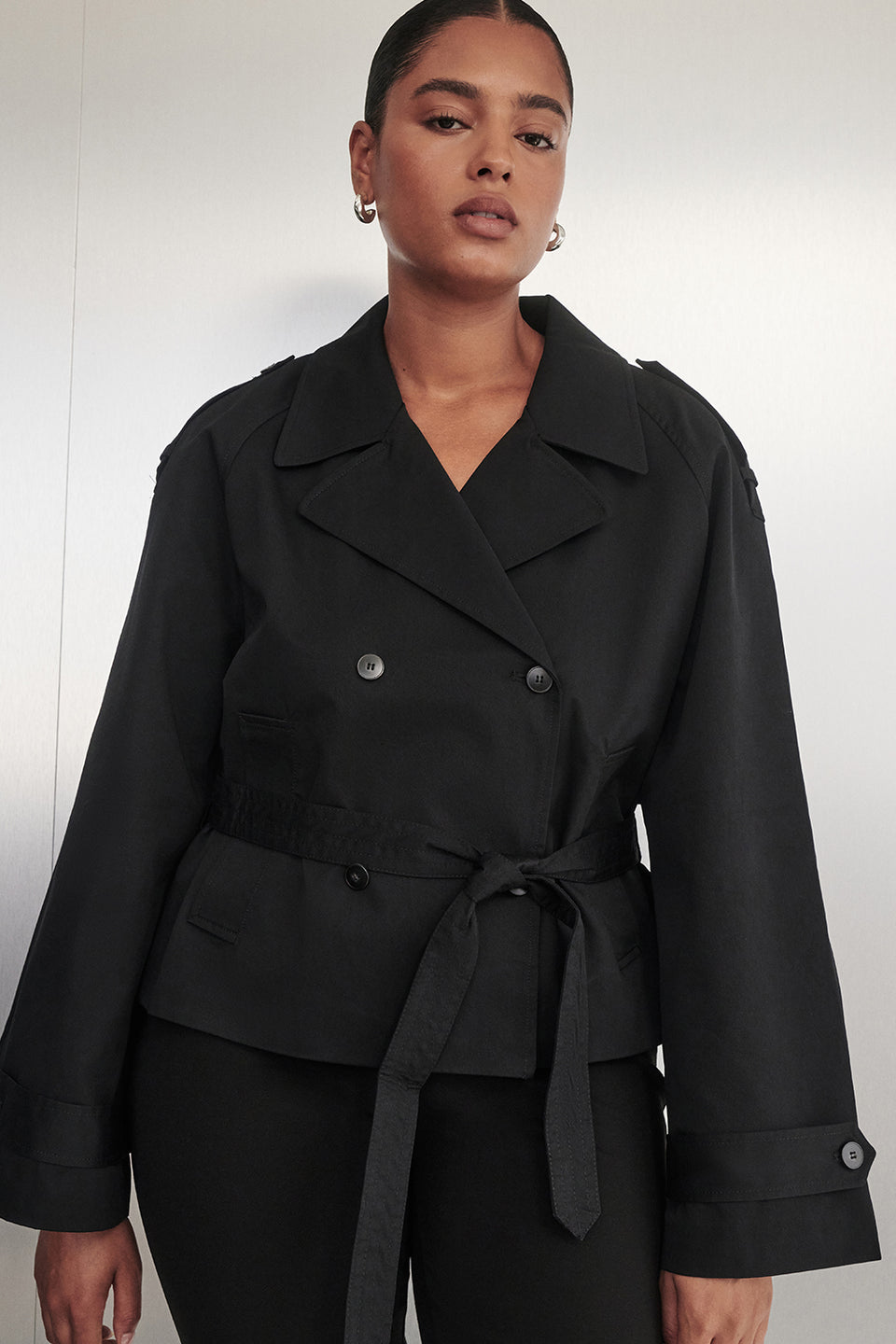 GABRIEL BLACK CROPPED TRENCH COAT