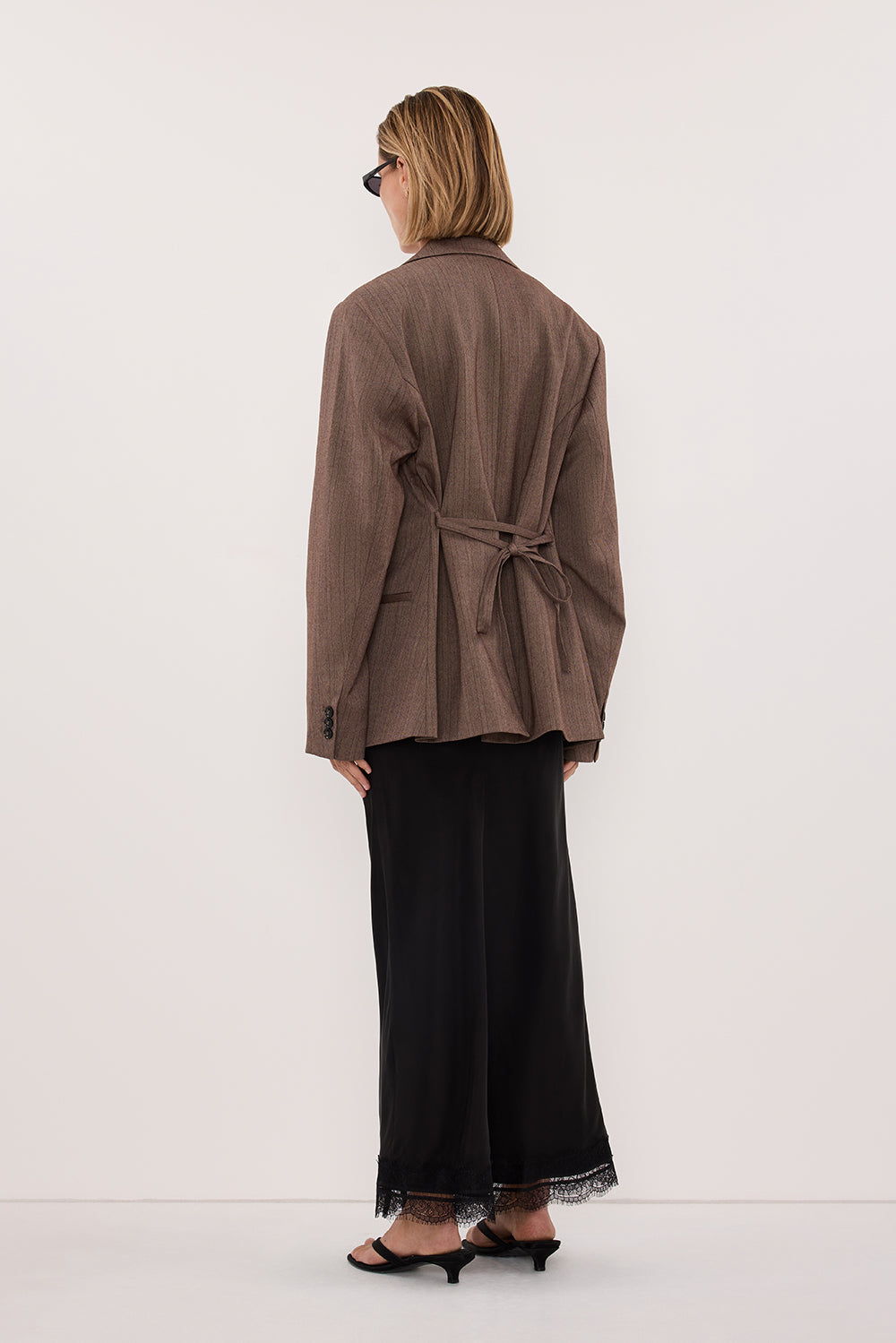 HAILEY CHOC OVERSIZED STRIPE TIE BLAZER