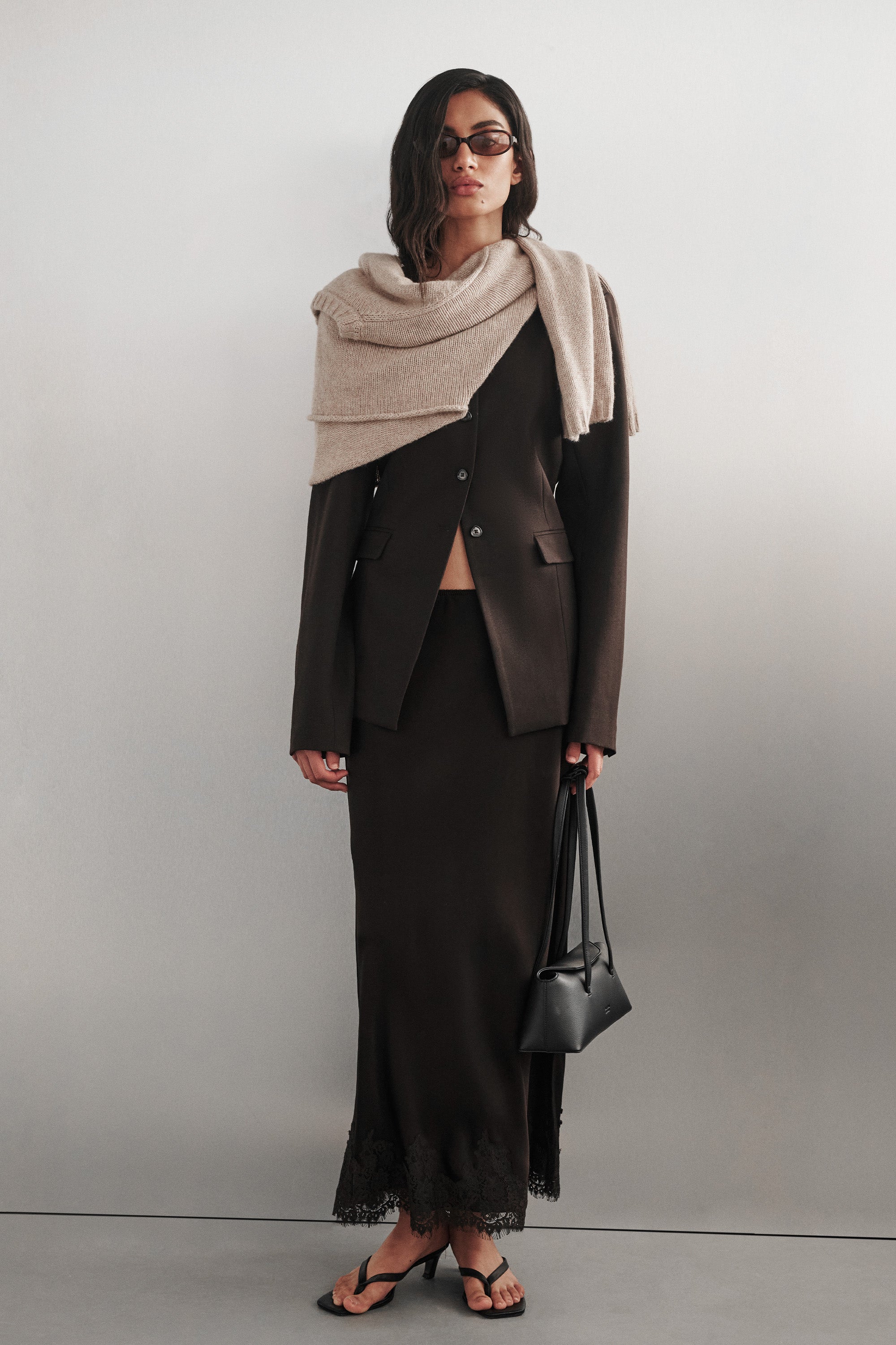 CYRUS PEAT COLLARLESS BLAZER