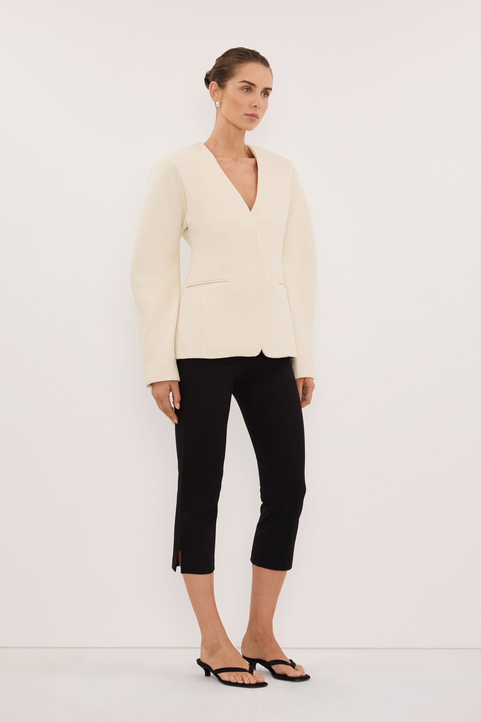 BOBBI CREAM BOUCLE COCOON BLAZER