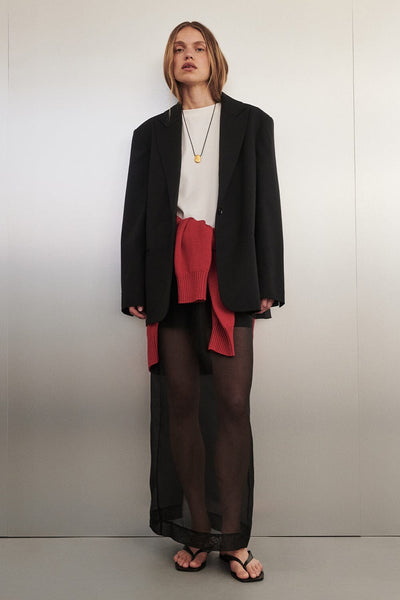 Zoe wearing HARLEY 2.0 BLACK OVERSIZED BLAZER
