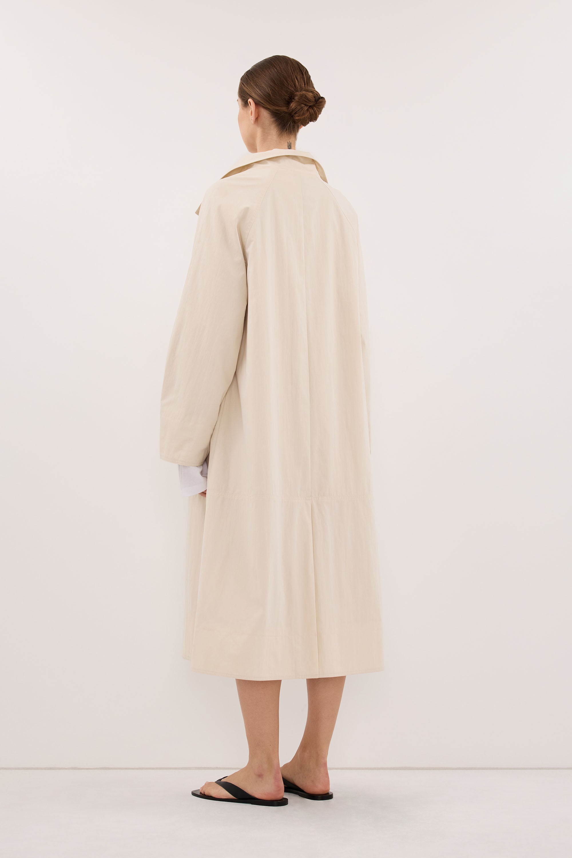 MARIS OYSTER LIGHTWEIGHT TRENCH COAT