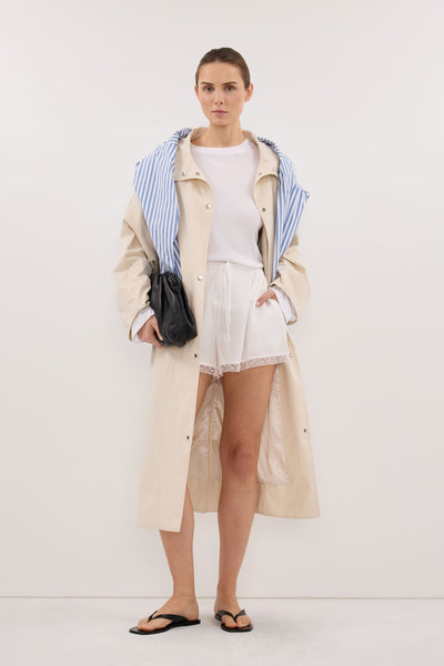 Coco wearing MARIS OYSTER LIGHTWEIGHT TRENCH COAT