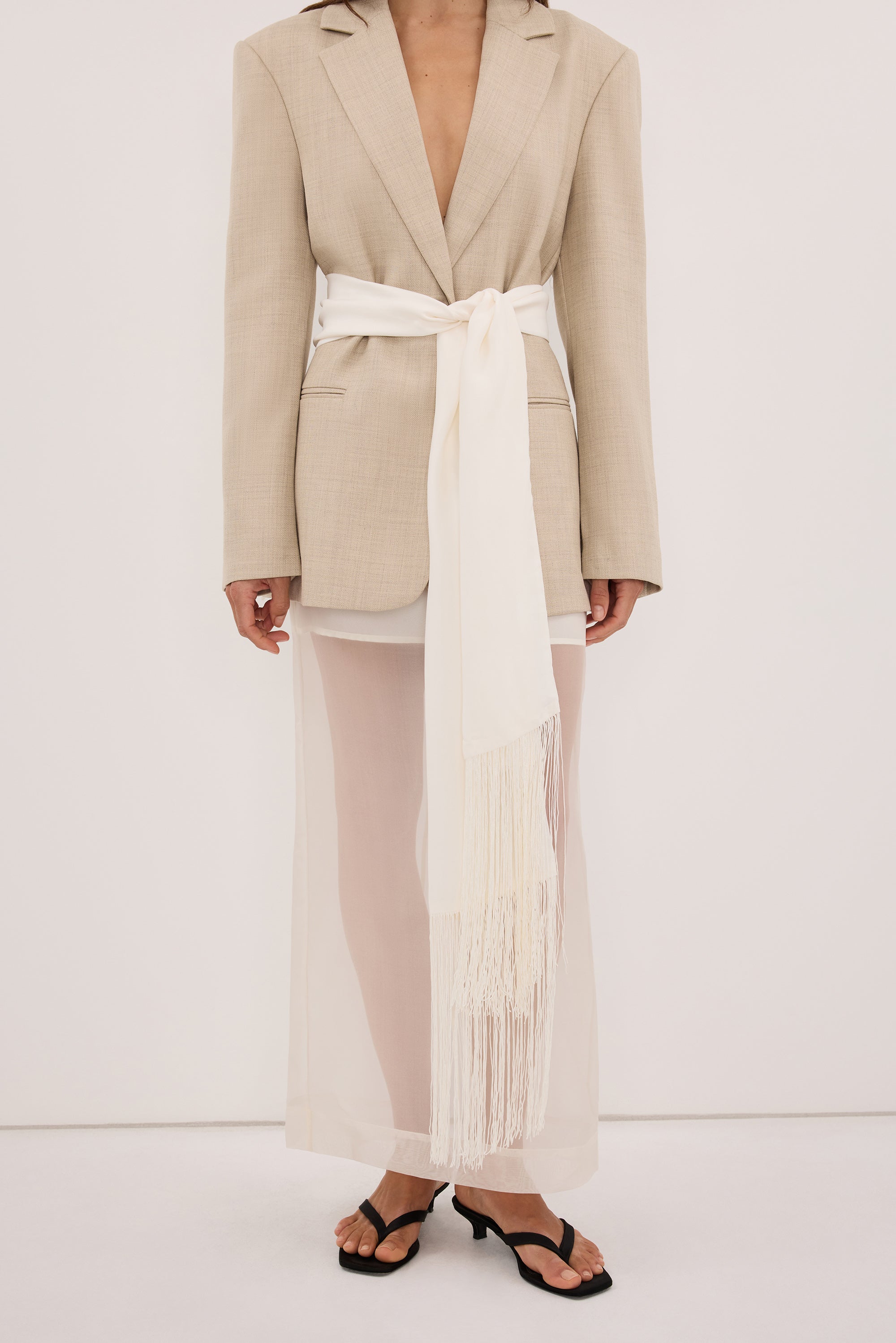 FIORA WHITE CUPRO FRINGE SCARF