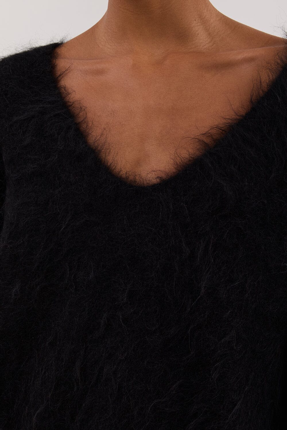 SALMA BLACK V NECK JUMPER Clothing DISSH Boutiques 