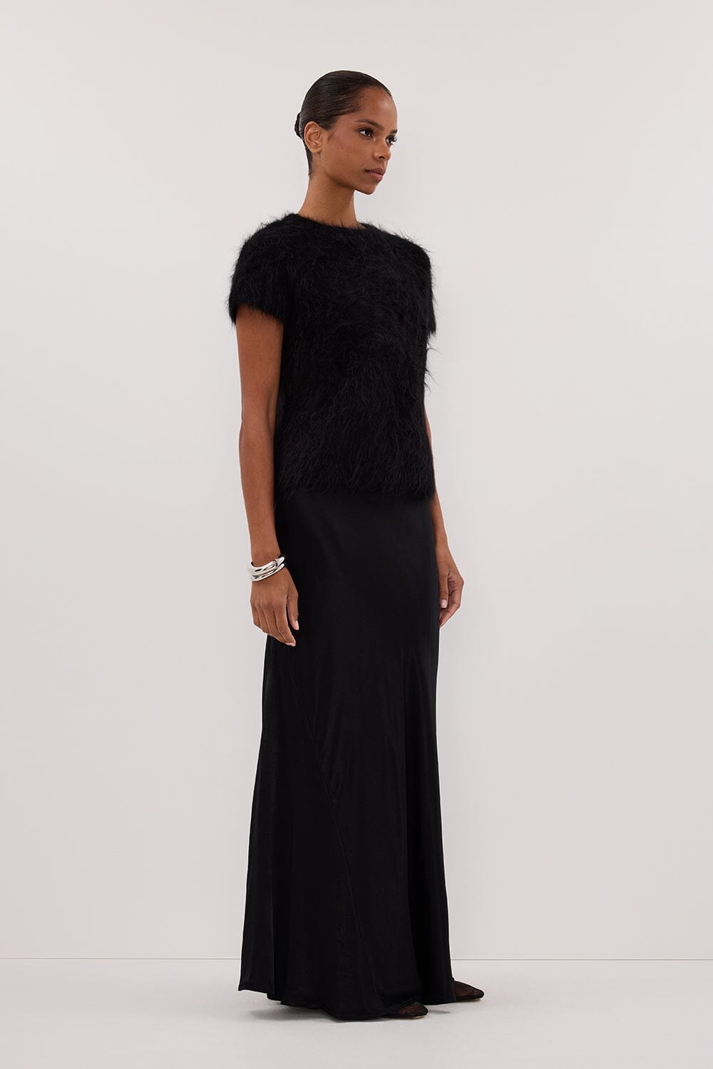 SALMA BLACK CAP SLEEVE KNIT TOP Clothing DISSH Boutiques 