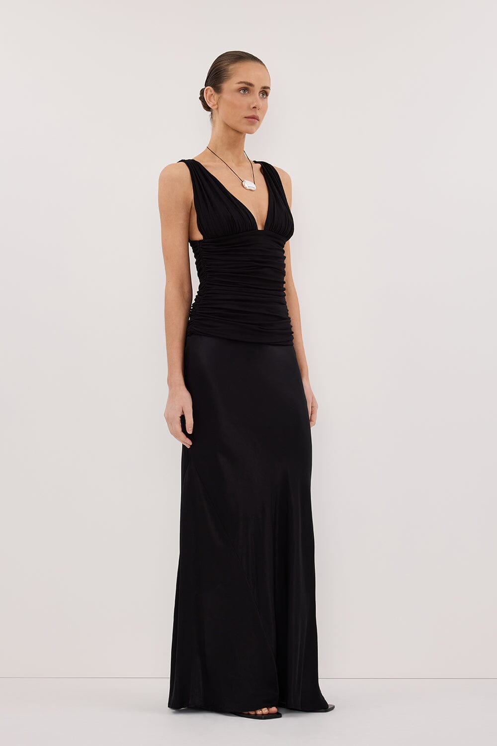MAGNOLIA BLACK SLEEVELESS RUCHED TOP Clothing DISSH Boutiques 