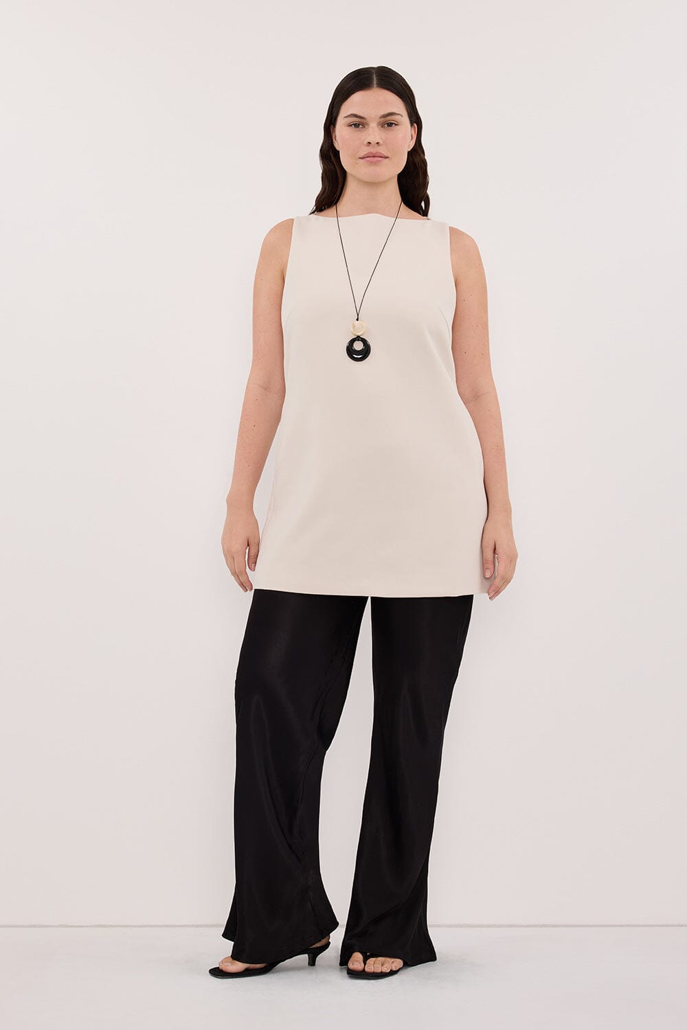 ROWIE BONE SLEEVELESS BOAT NECK TUNIC TOP