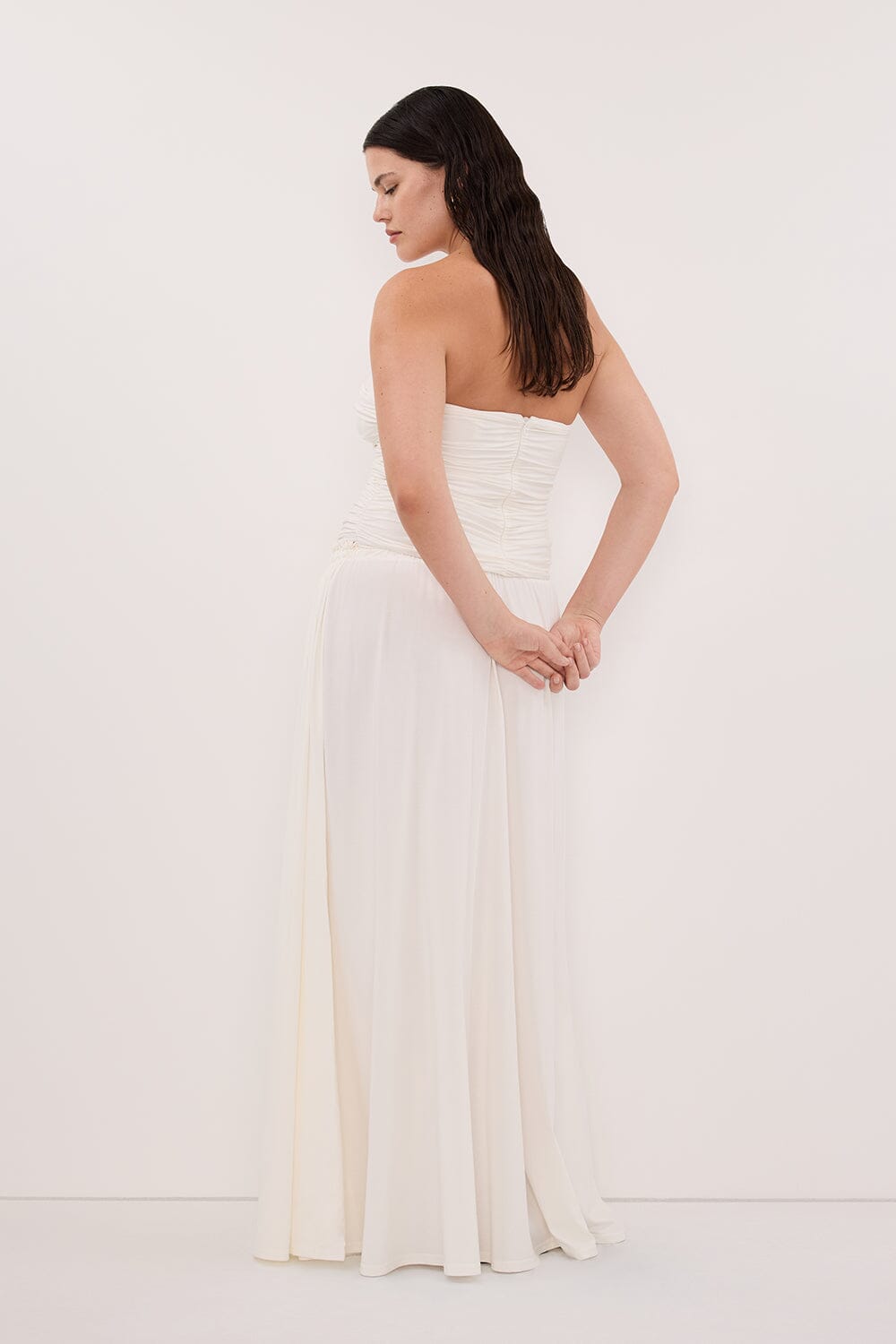 SHARI OFF WHITE STRAPLESS BANDEAU TOP Clothing DISSH Boutiques 
