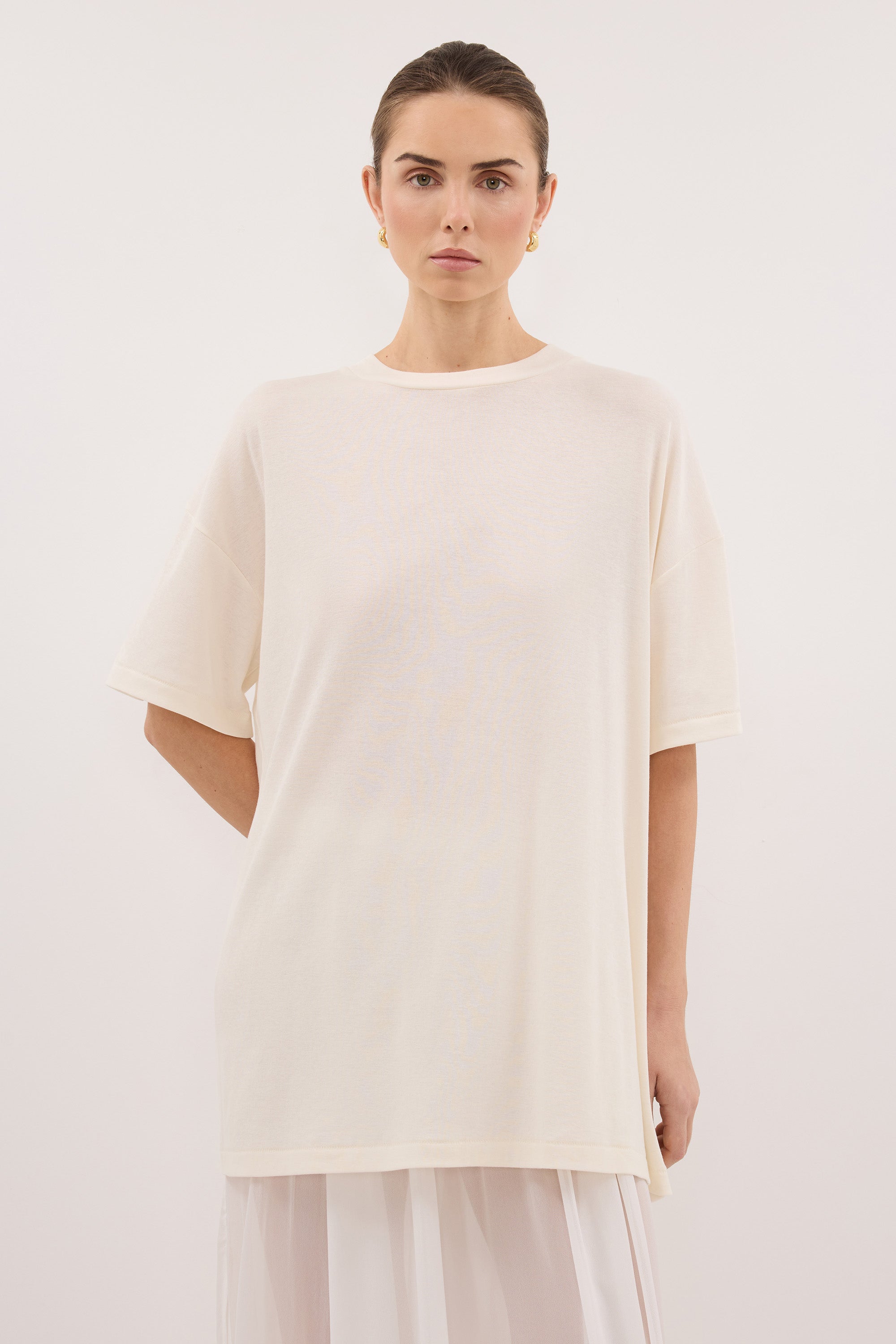 SLOANE CREAM COTTON LONGLINE TEE