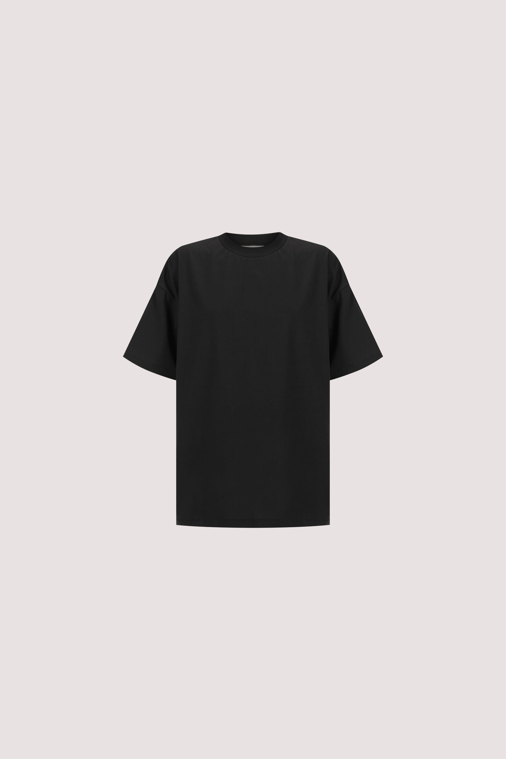 TYRA BLACK BOYFRIEND TEE