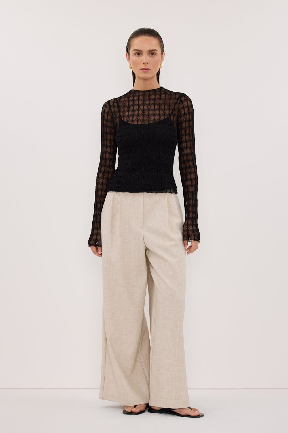 LEIA BLACK LONG SLEEVE LACE KNIT TOP