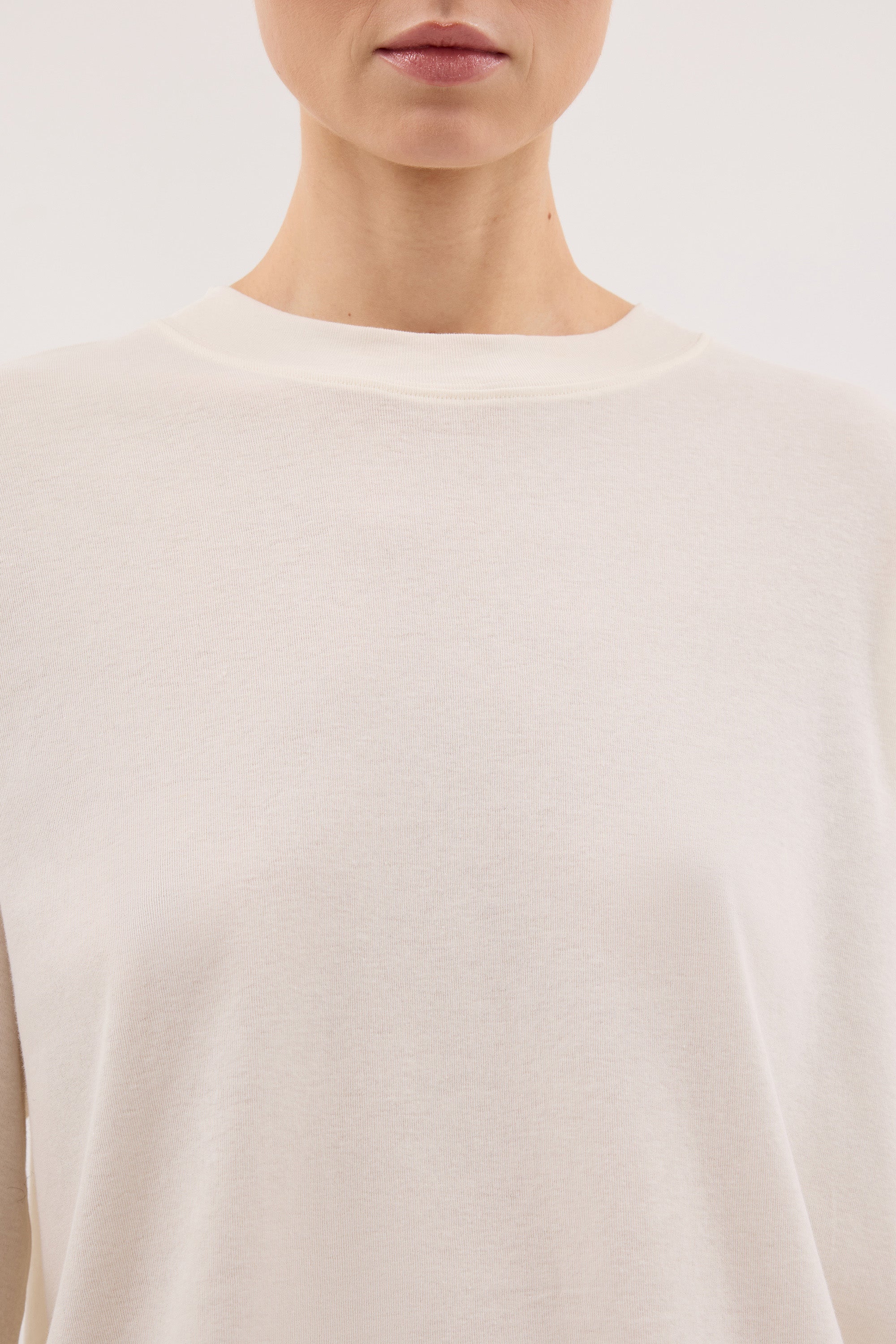 SLOANE CREAM LONG SLEEVE CREW KNIT TOP