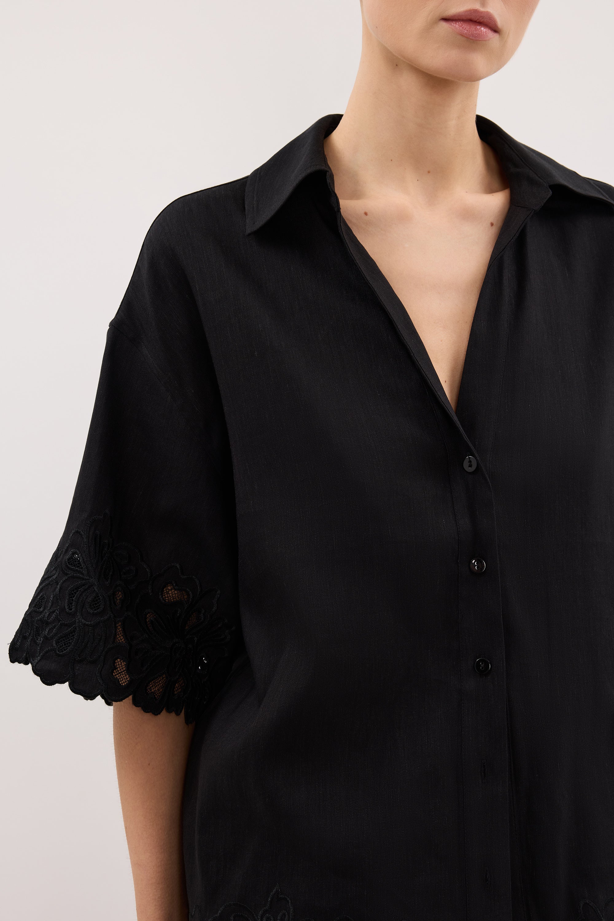 ZARIA BLACK SHIRT