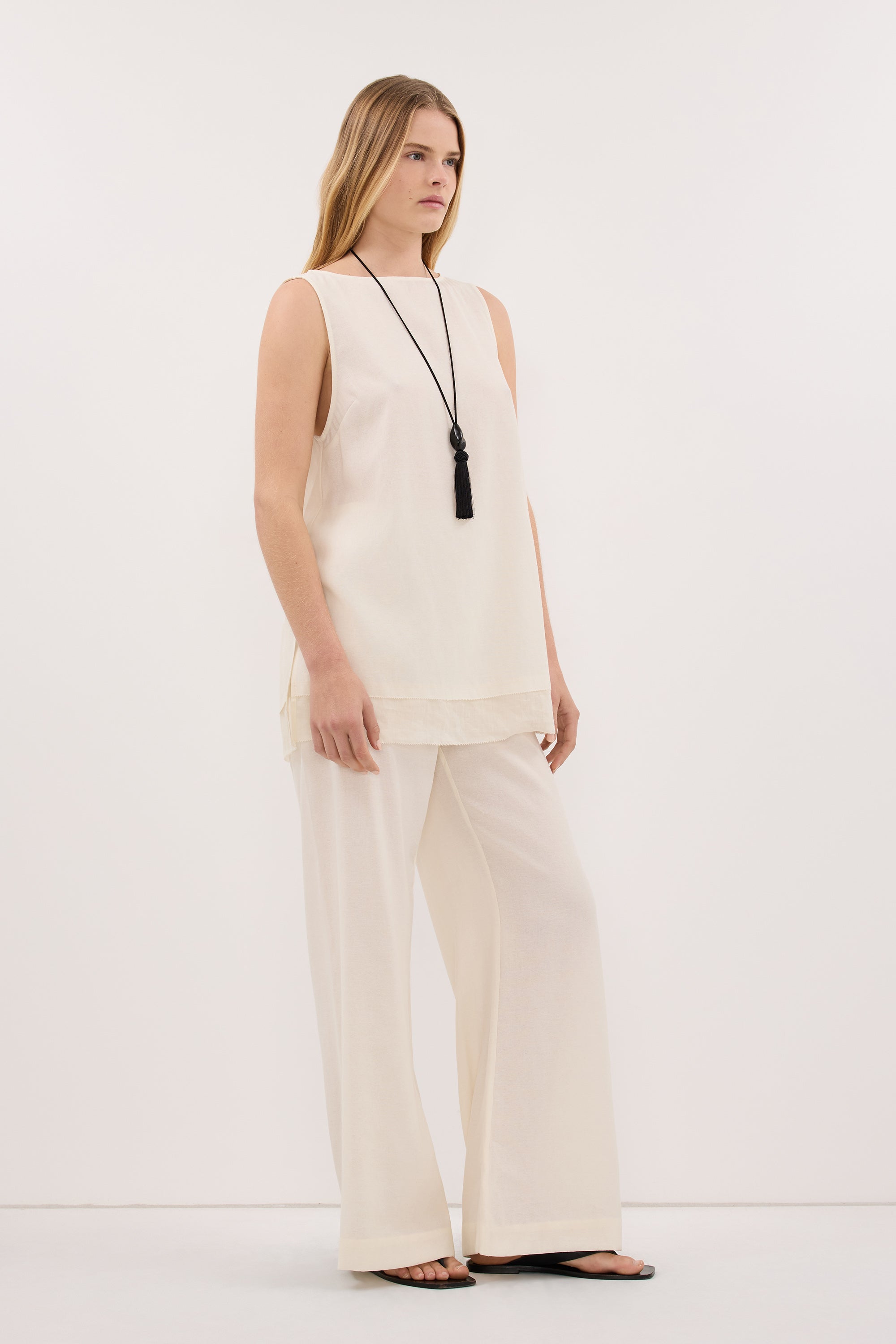 CALIA CREAM BOAT NECK TUNIC TOP