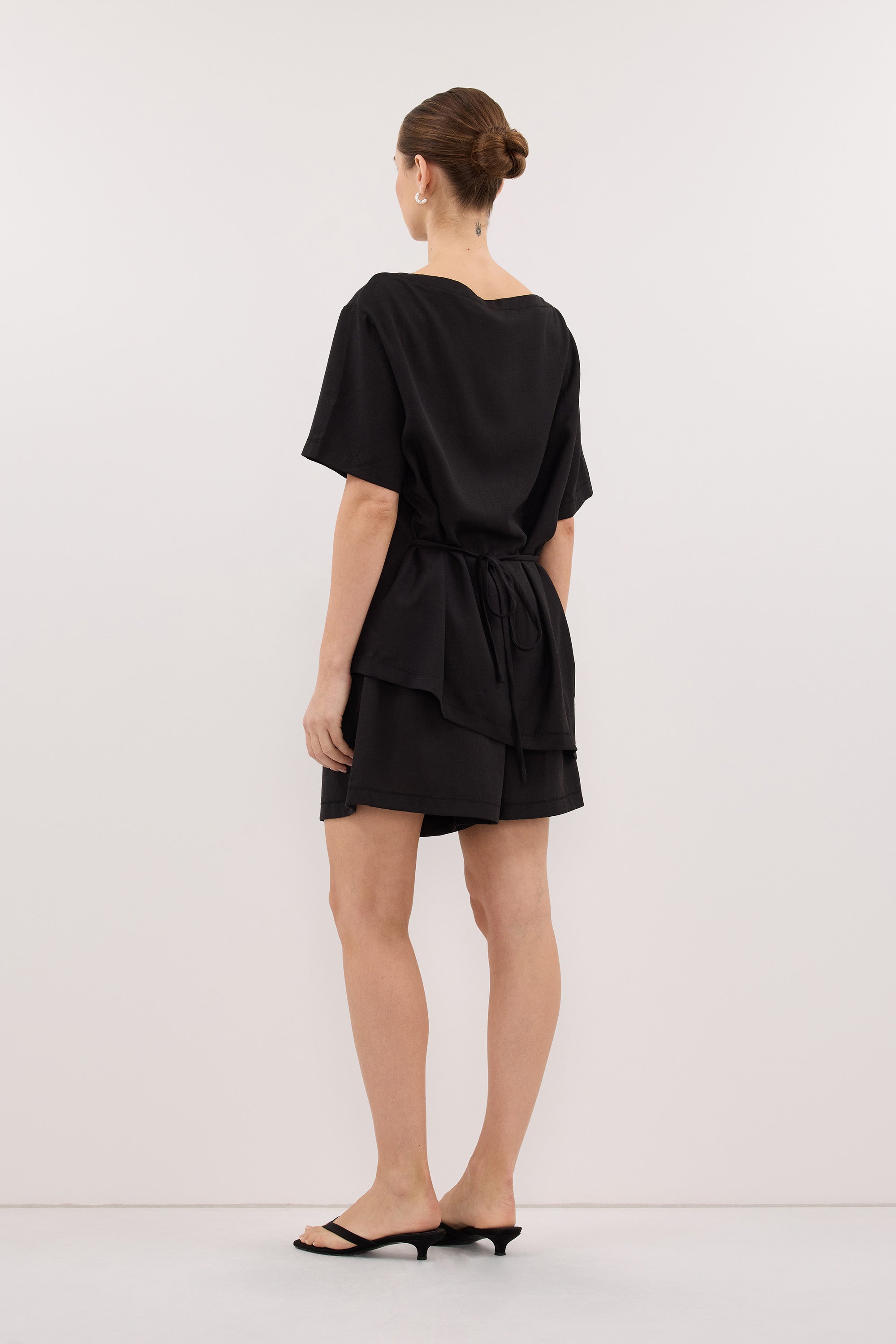 CALIA BLACK BOAT NECK SLEEVED TOP
