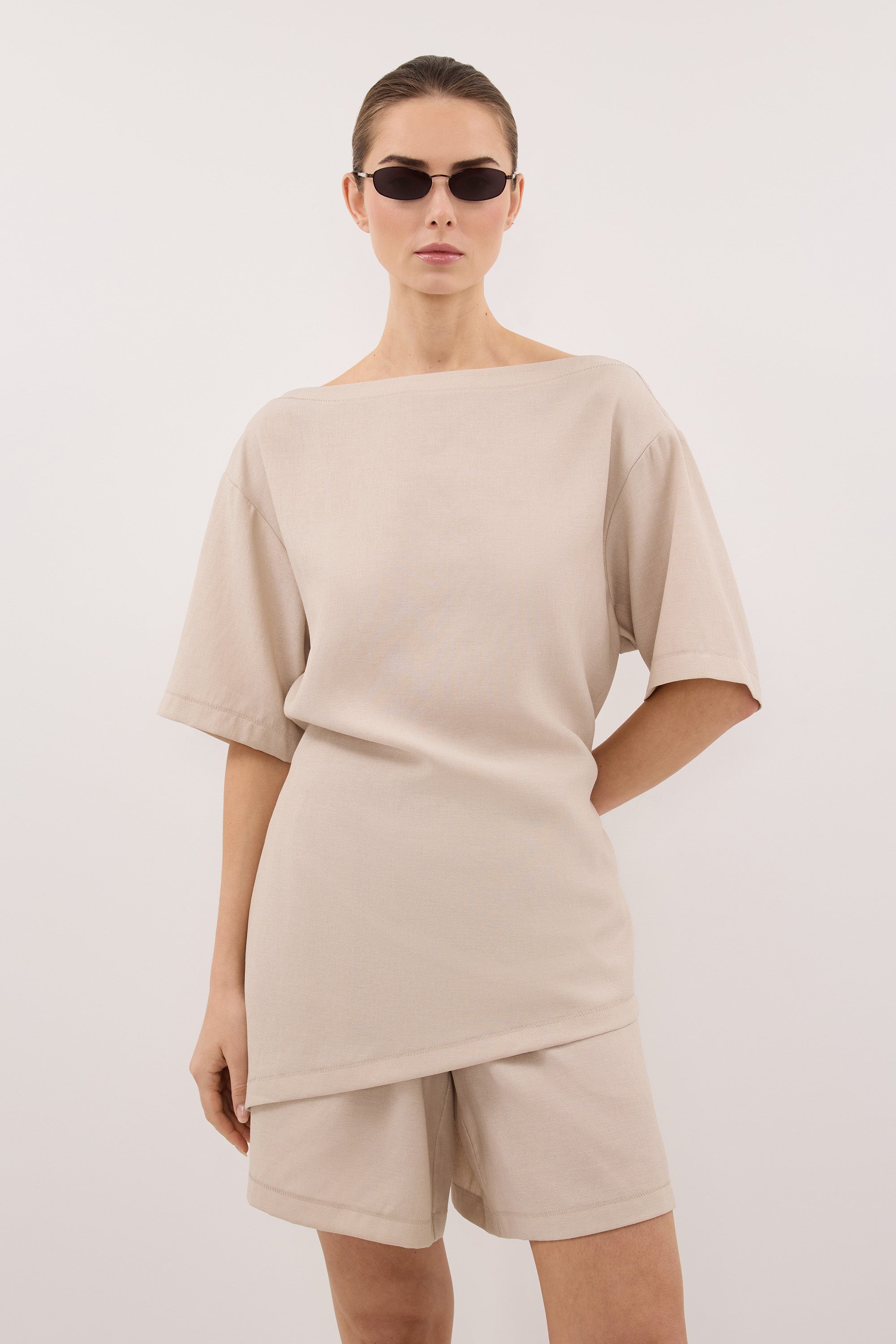 CALIA BONE BOAT NECK SLEEVED TOP
