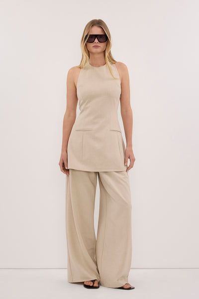 Zoe wearing KENDALL OAT LONGLINE HALTER