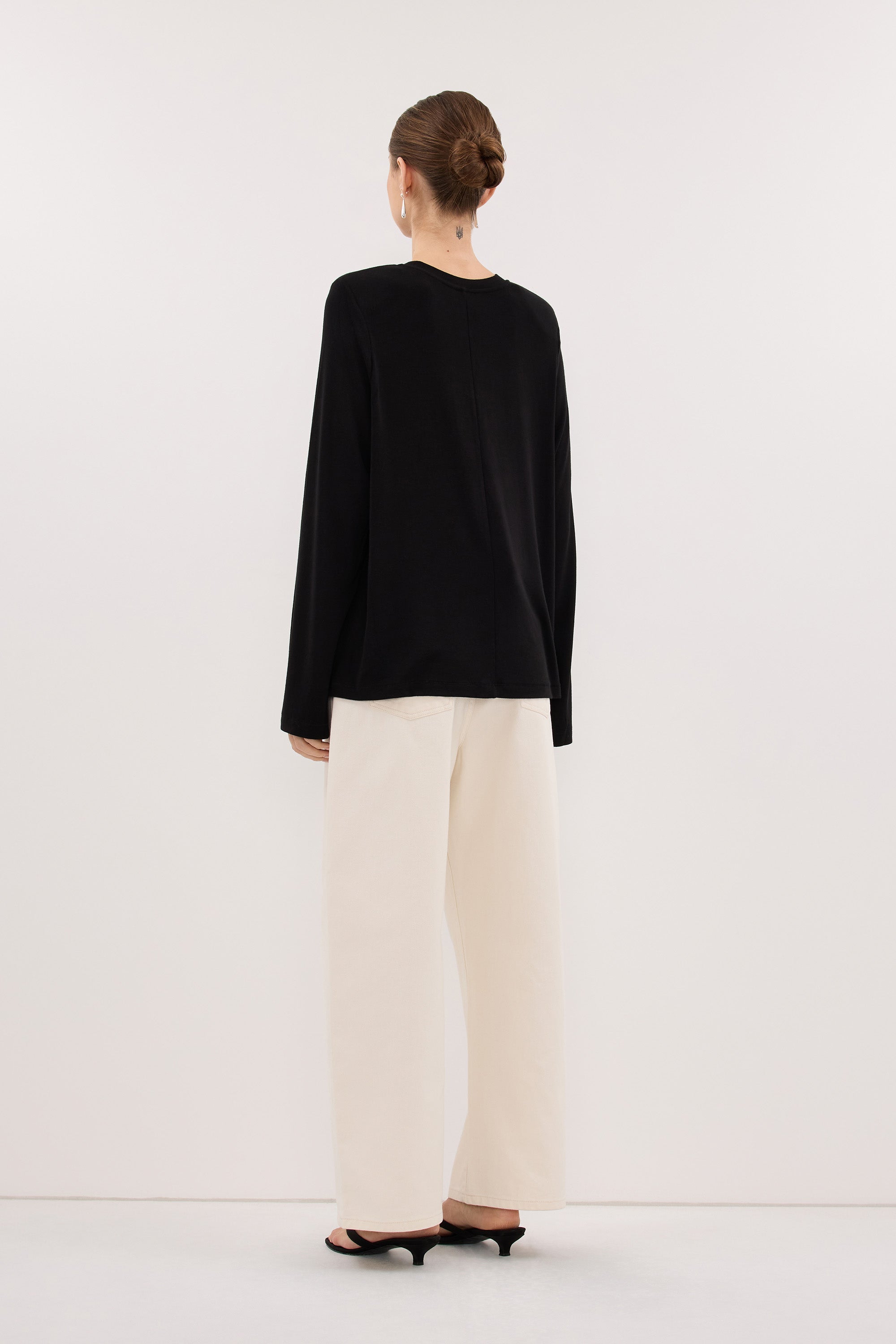 RENI BLACK SHOULDER PAD TOP