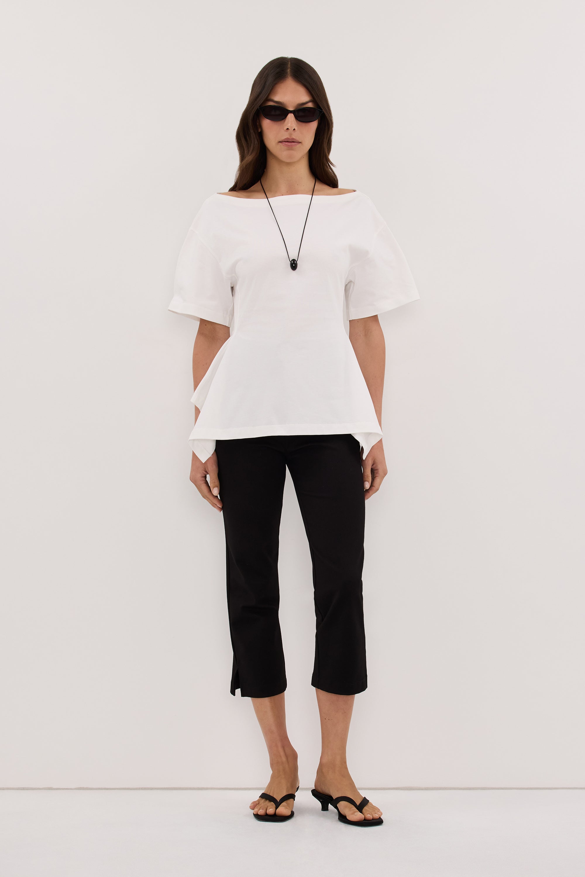 VERA WHITE HANDKERCHIEF HEM TEE