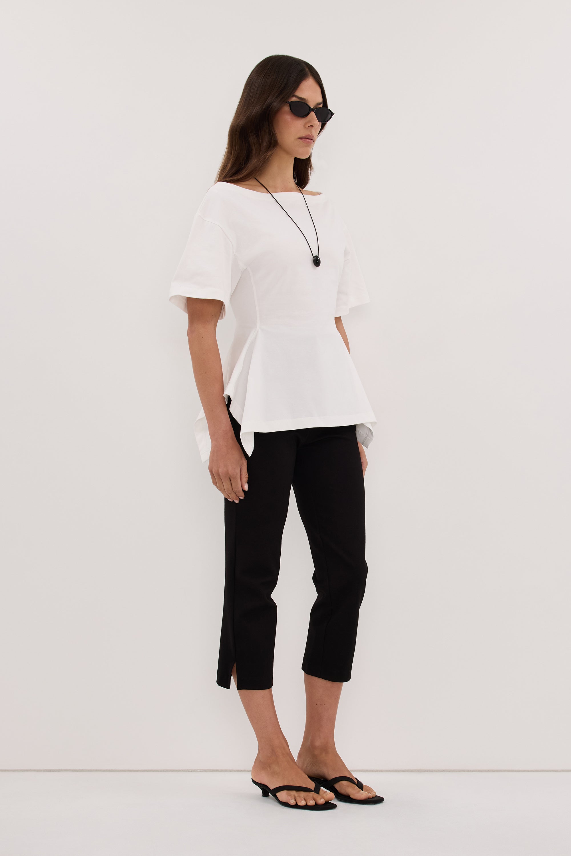 VERA WHITE HANDKERCHIEF HEM TEE