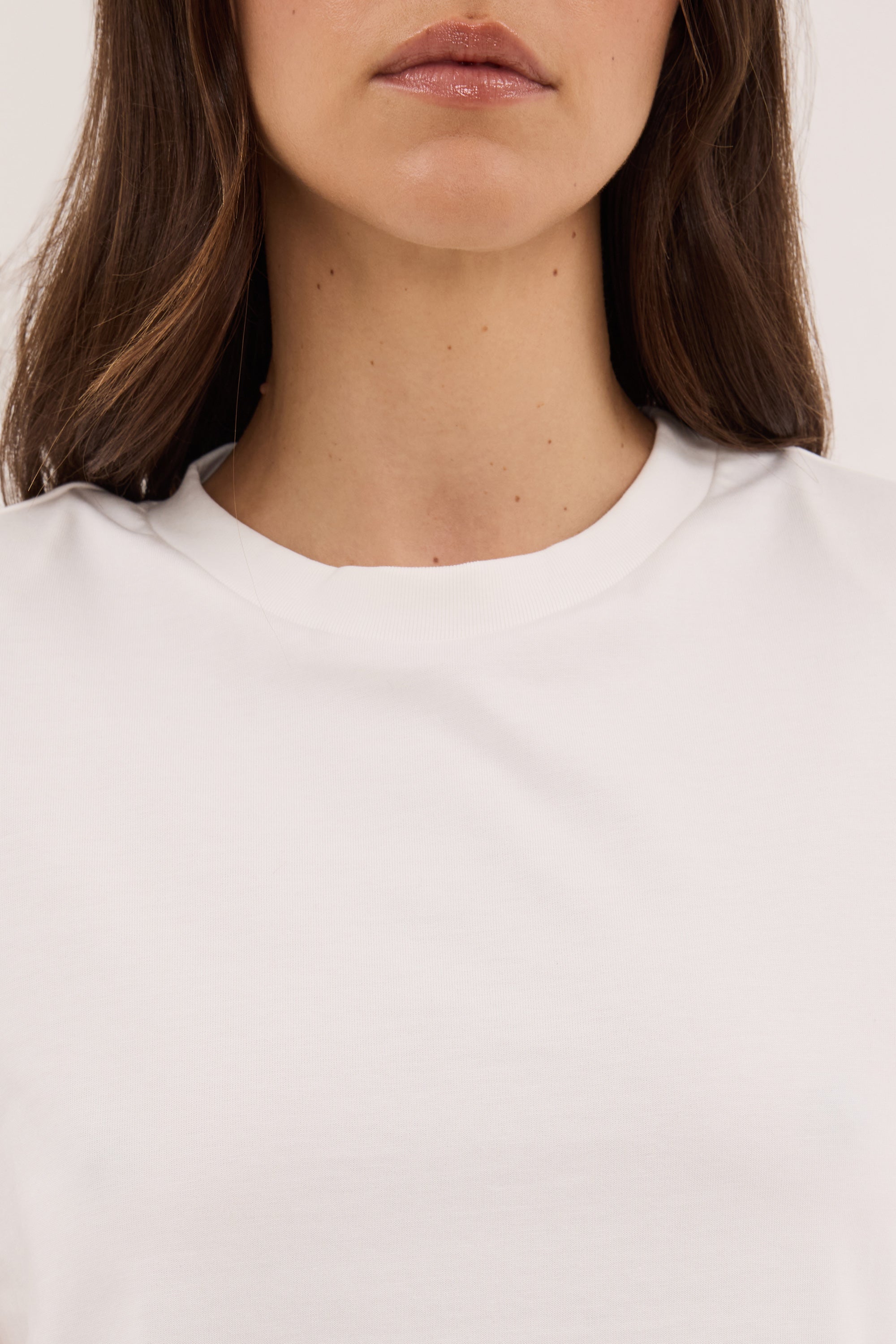DARCY WHITE SHOULDER PAD TEE
