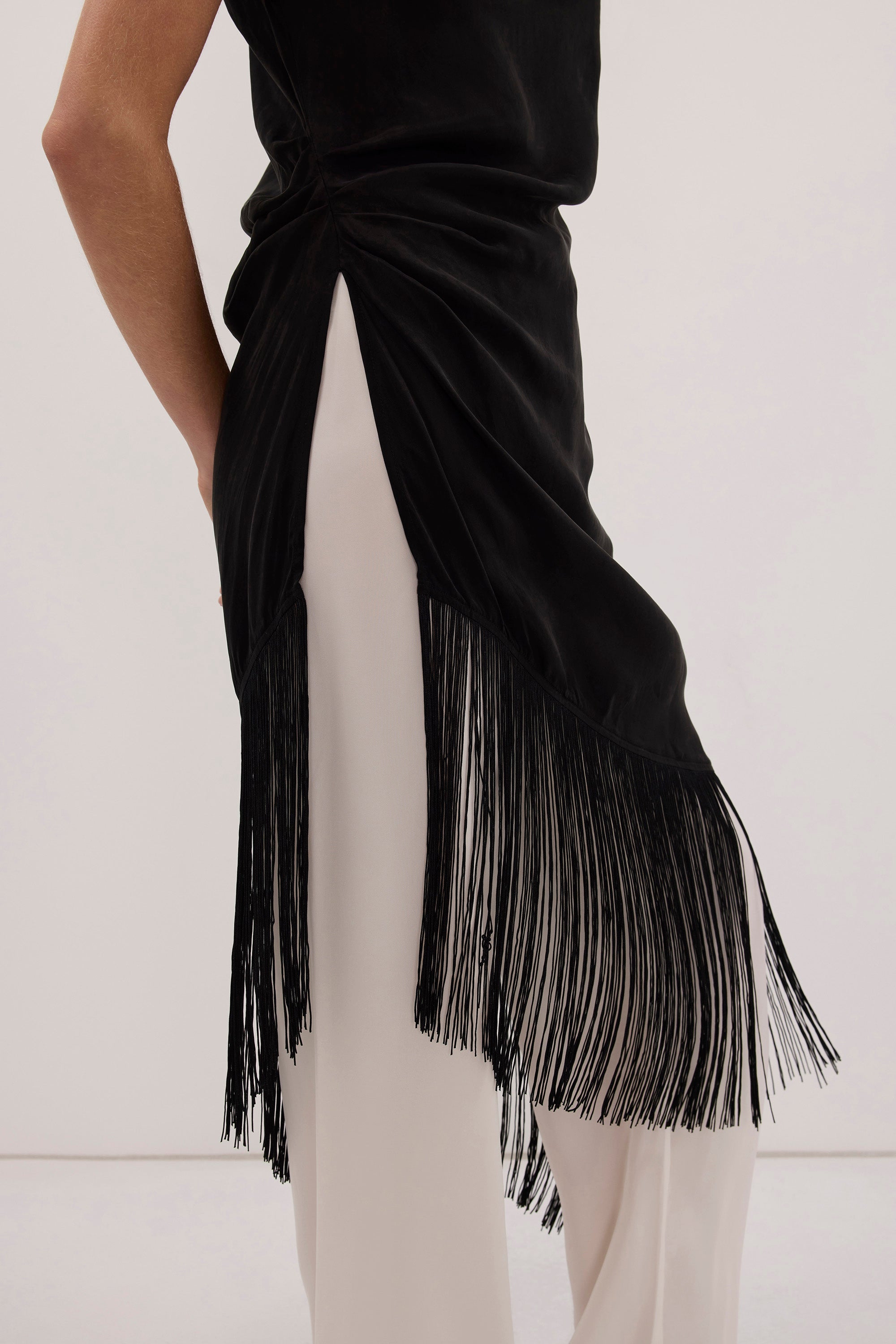 FIORA BLACK FRINGE ASYM TOP
