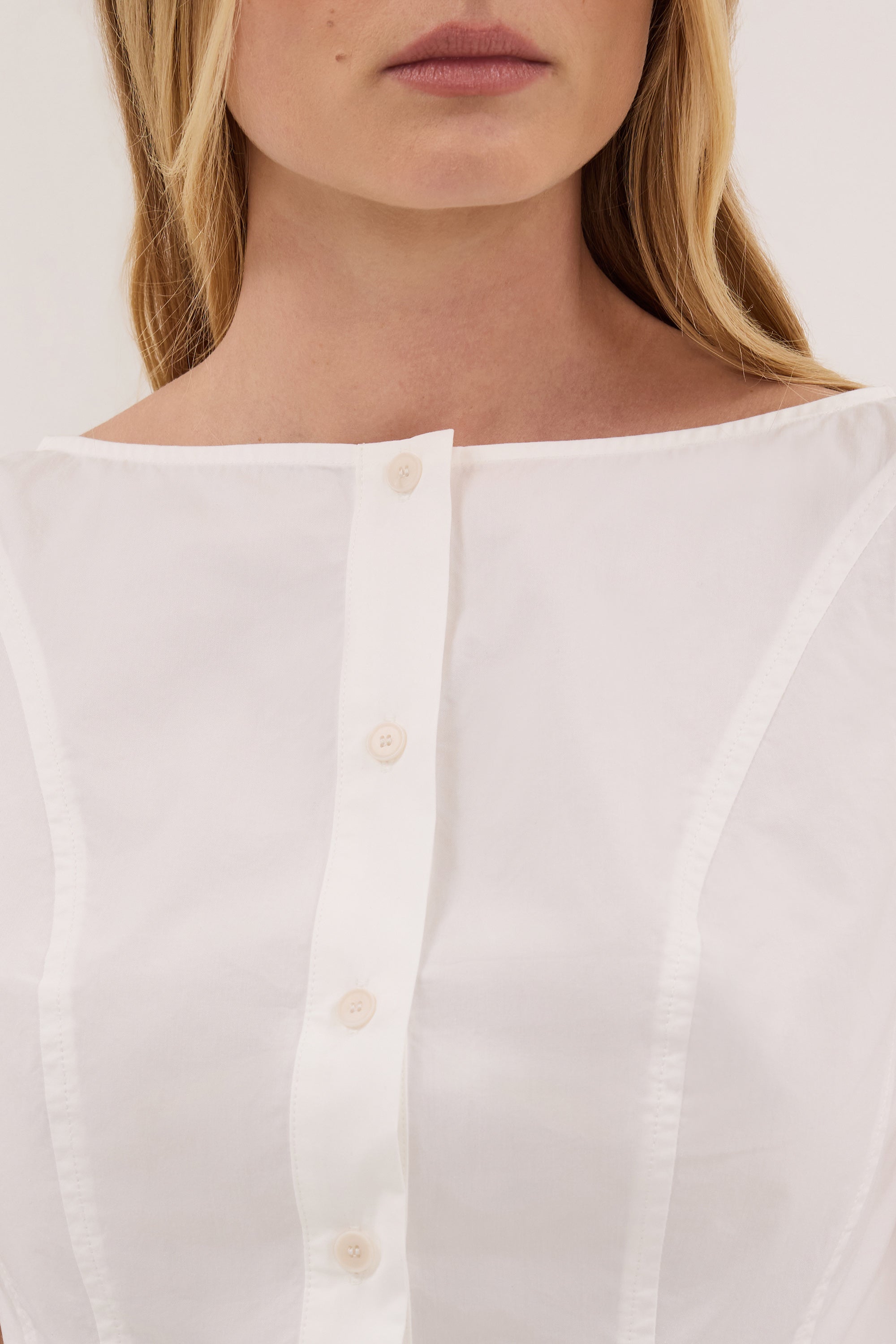 SCOTTIE WHITE SLEEVELESS COTTON TOP