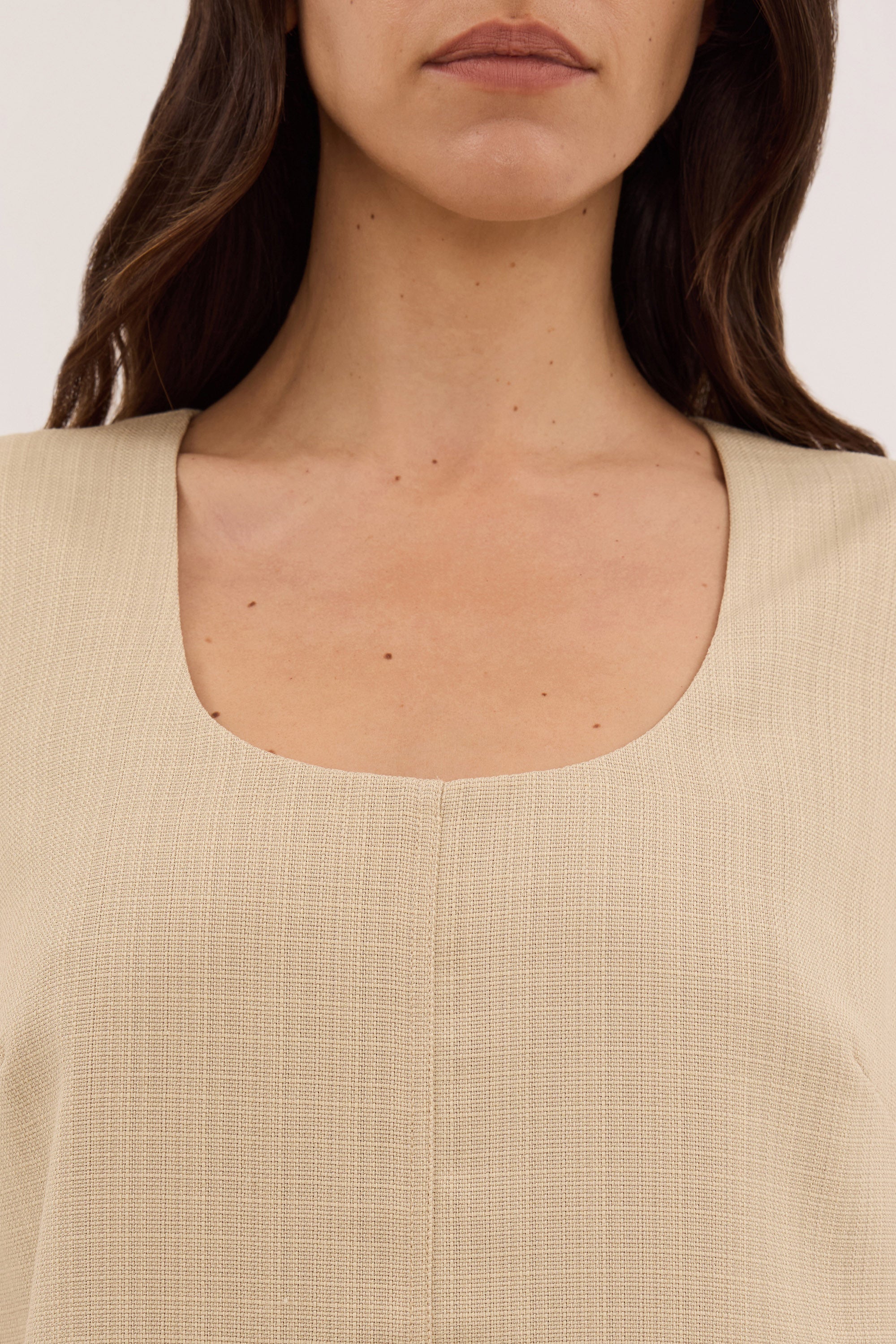 RUNA WHEAT SCOOP NECK TOP