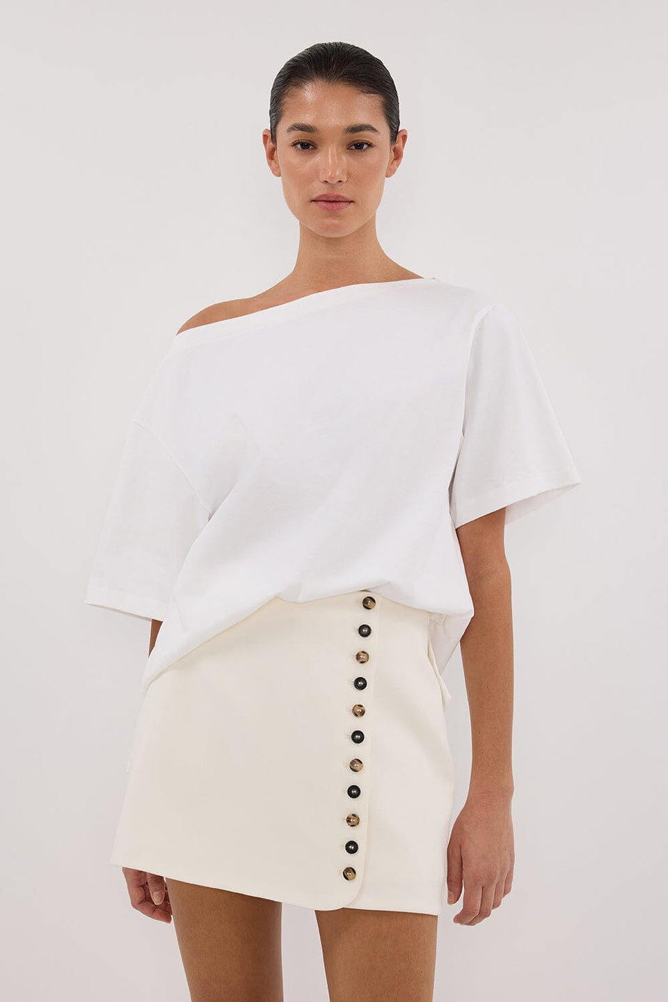 DEMI CREAM TAILORED SKORT Clothing DISSH Boutiques 