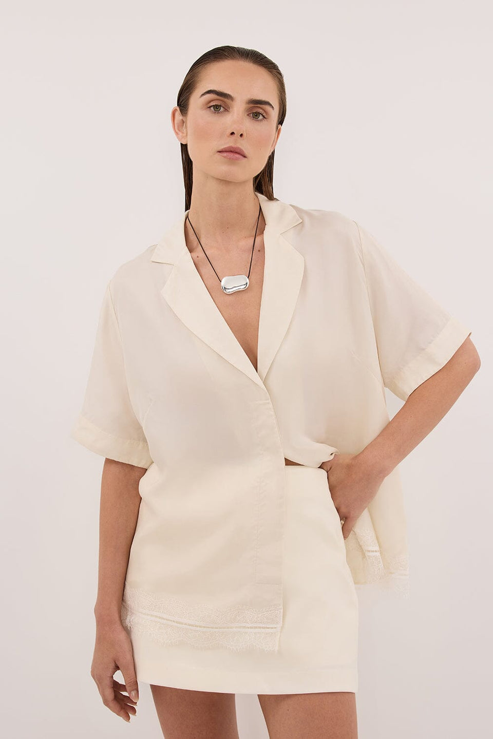 SOHO CREAM TAILORED SKORT Clothing DISSH Boutiques 