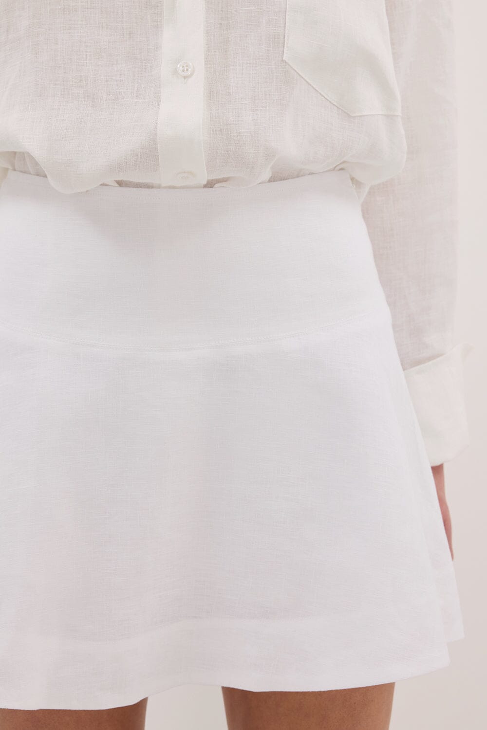ALEA WHITE LINEN FLOUNCE MINI SKIRT Clothing DISSH Boutiques 