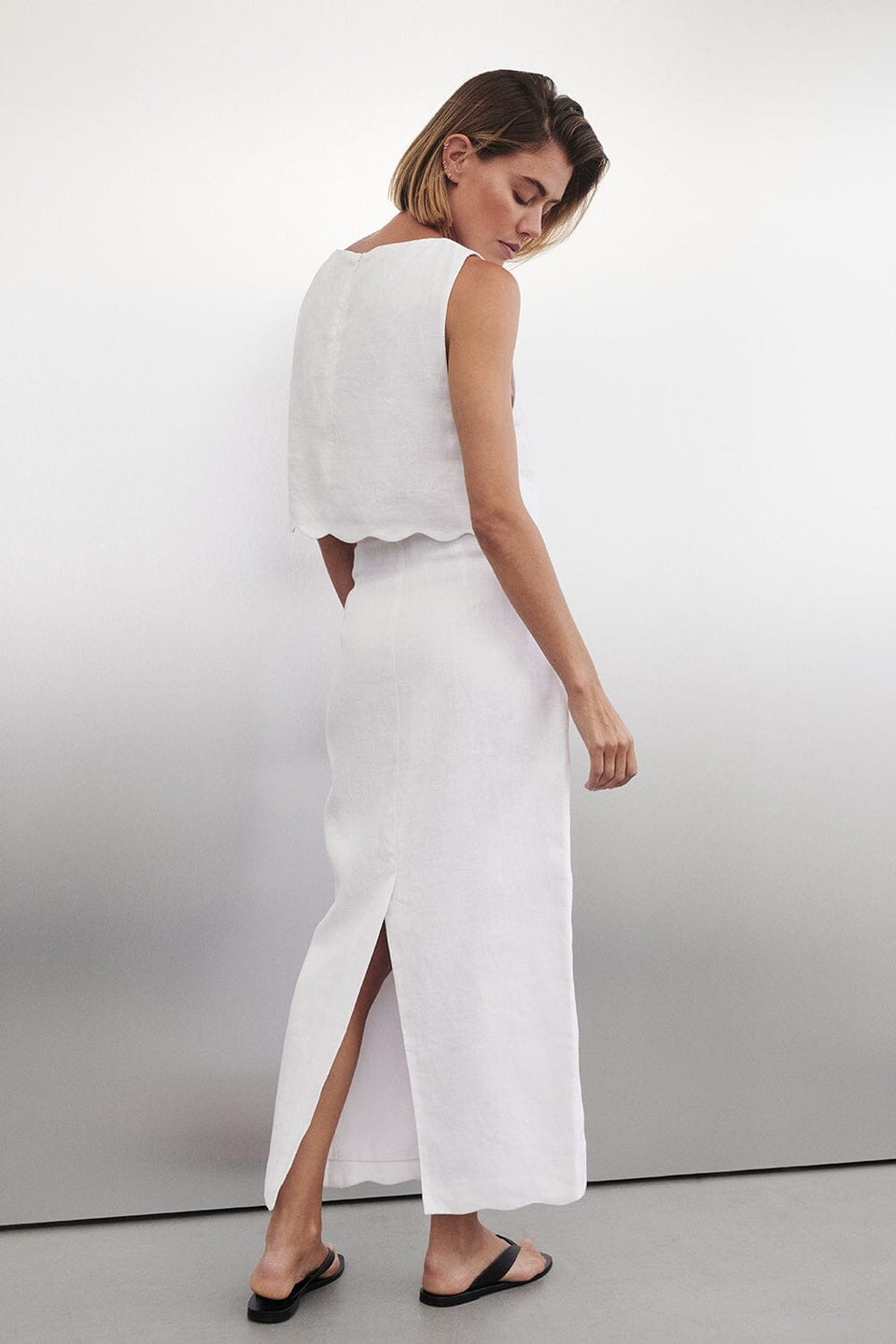 LELA WHITE LINEN MIDI SKIRT