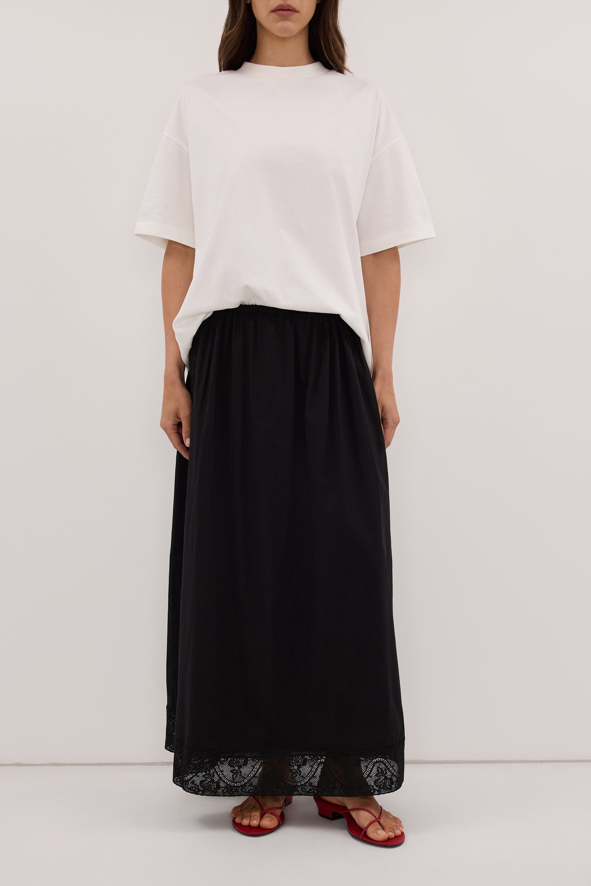 AMOUR BLACK LACE TRIM MIDI SKIRT
