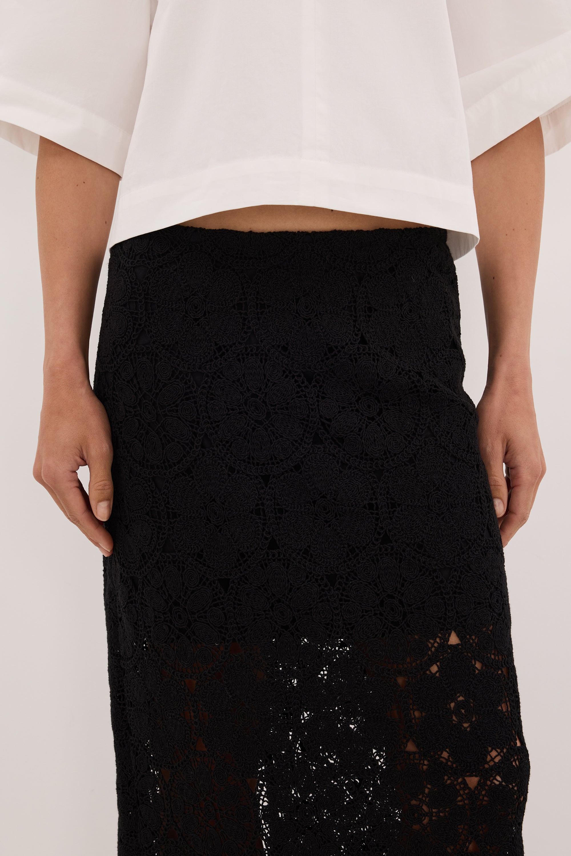 CLOUDIA BLACK LACE MIDI SKIRT