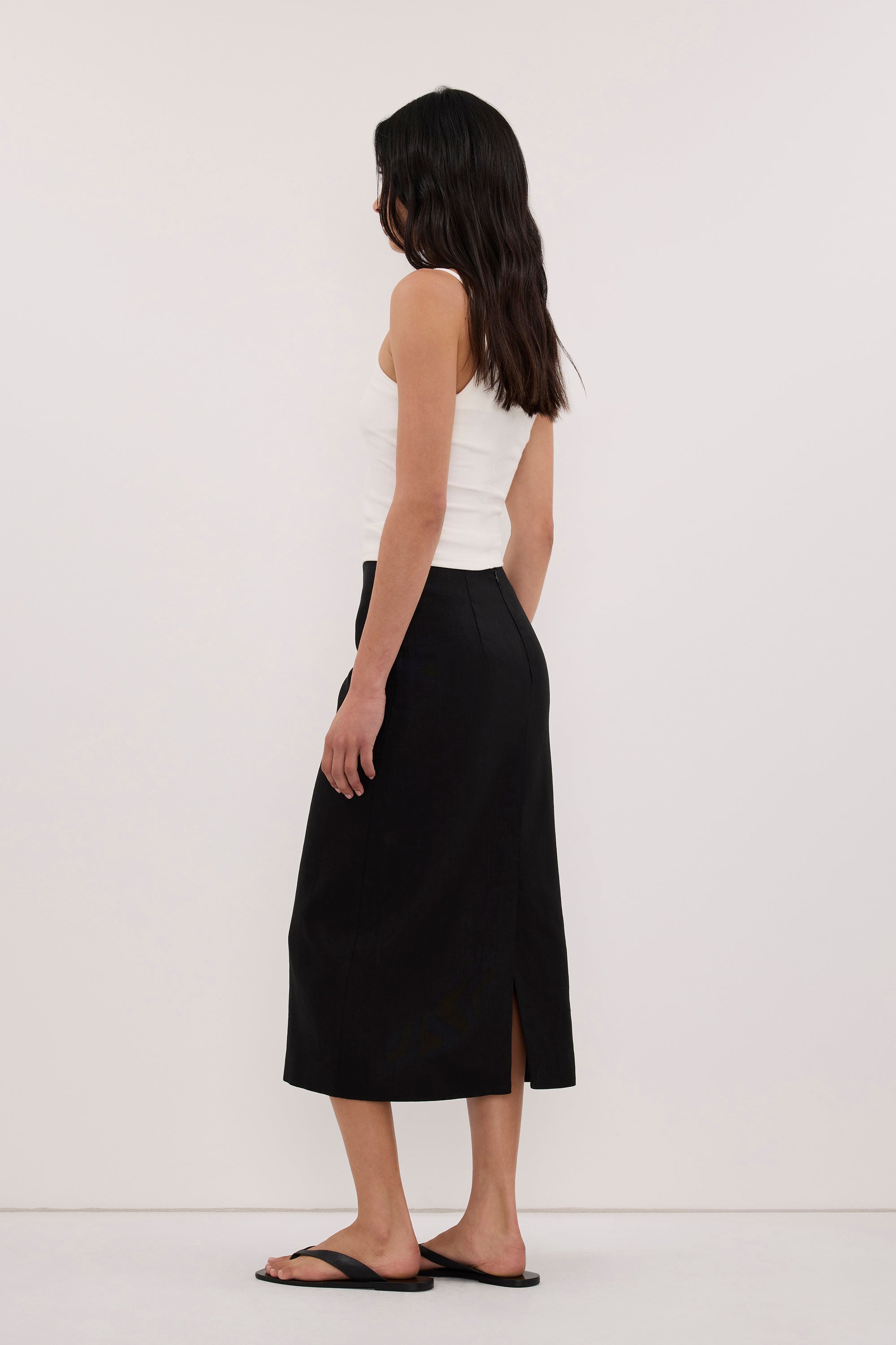 AURELI BLACK LINEN PENCIL MIDI SKIRT