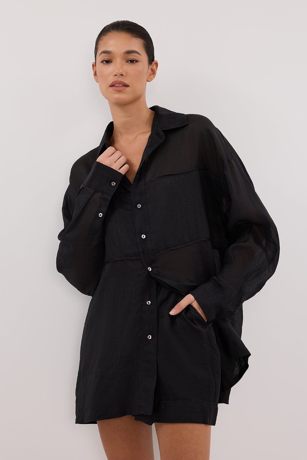 KAI BLACK RAMIE SHORT Clothing DISSH Boutiques 