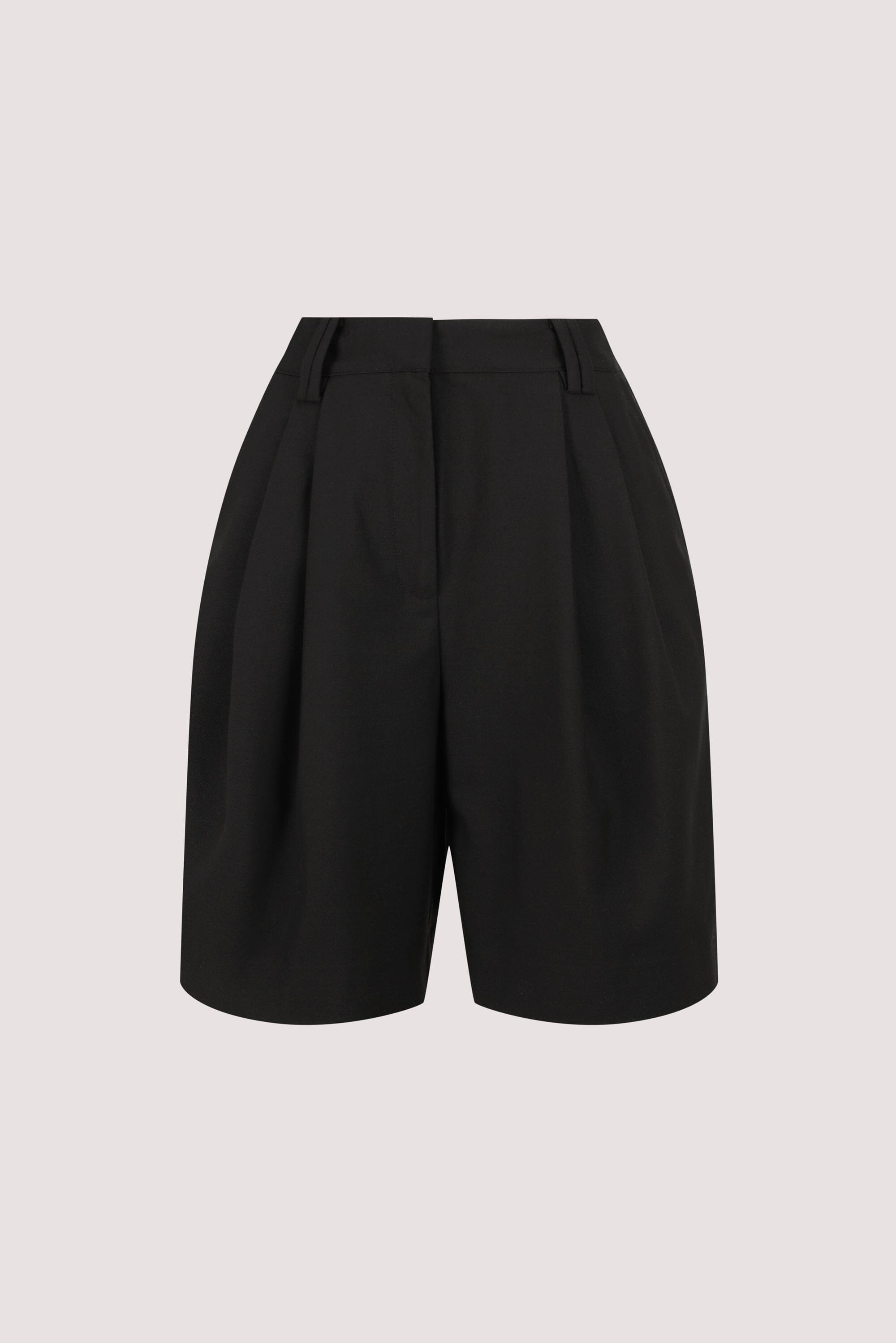 LIZA BLACK TAILORED BERMUDA SHORT Clothing DISSH Boutiques 