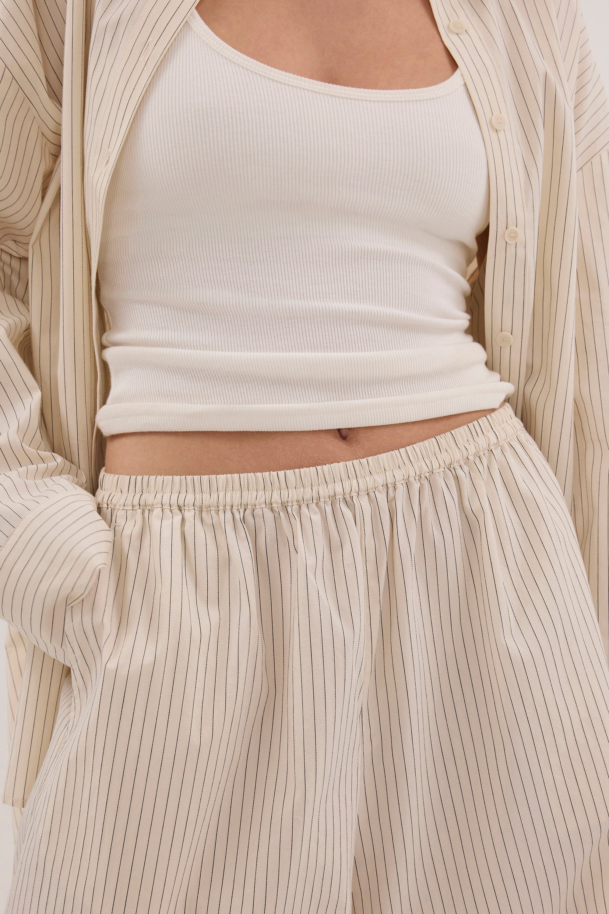 LEIGH CREAM BERMUDA COTTON SHORT - PRE ORDER