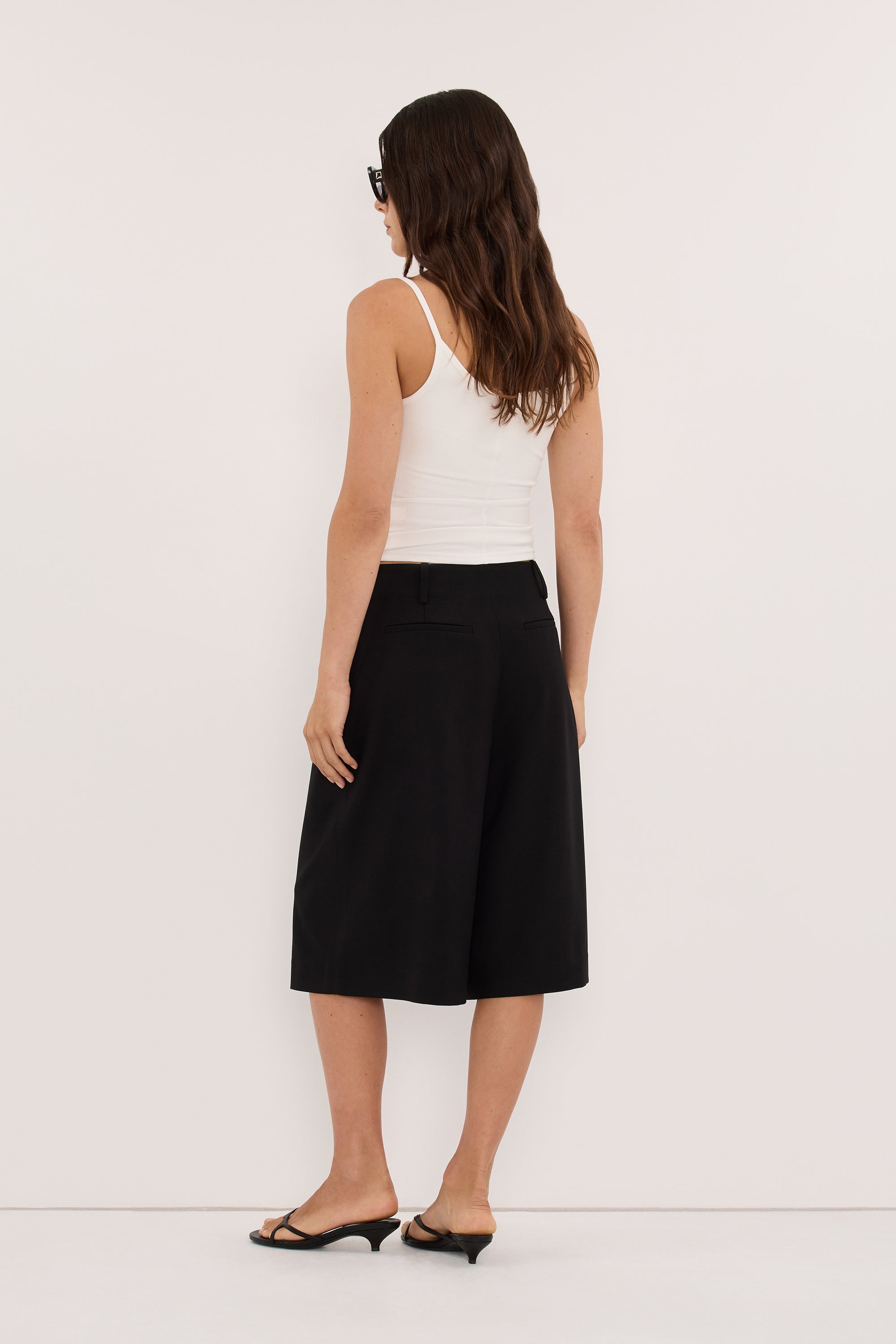 ROMY BLACK LONGLINE BERMUDA SHORT