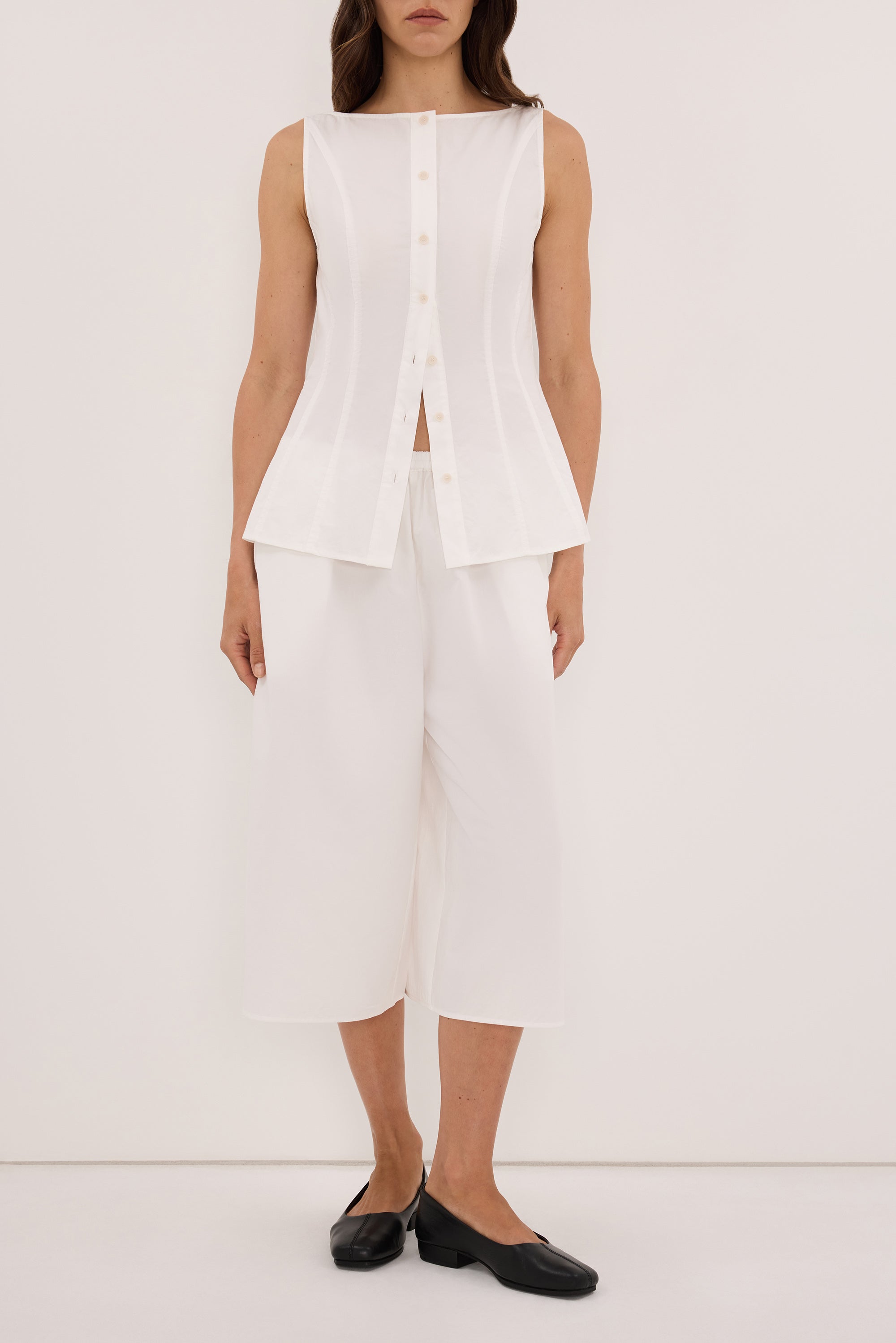 FRIDA WHITE COTTON BERMUDA SHORT - PRE ORDER