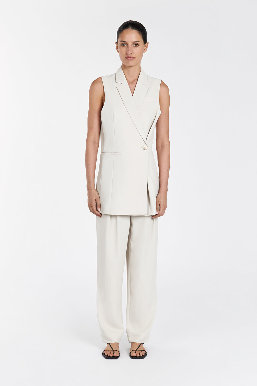 HUGO OAT TUCK PANT Clothing DISSH Boutiques 12 OAT 