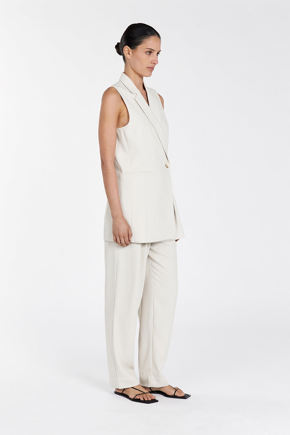HUGO OAT TUCK PANT Clothing DISSH Boutiques 