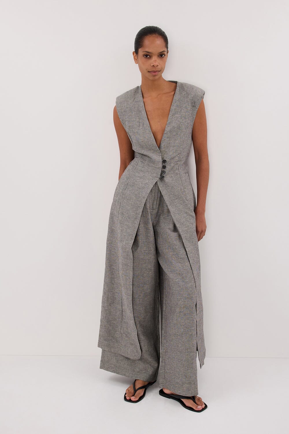 ELIAS CHARCOAL LINEN BLEND PANT Clothing DISSH Boutiques 