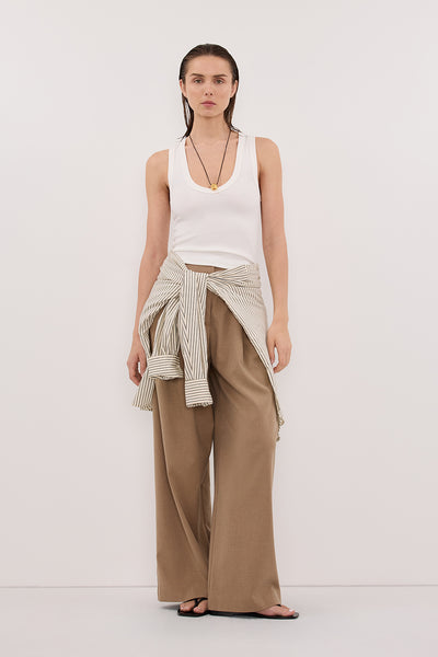 Stas wearing SORAYA TAN MARLE RELAXED TAILORED PANT