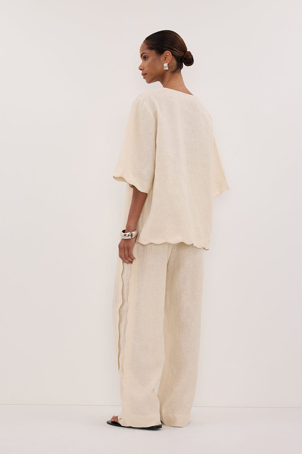 LELA SANDSTONE LINEN PANT Clothing DISSH Boutiques 