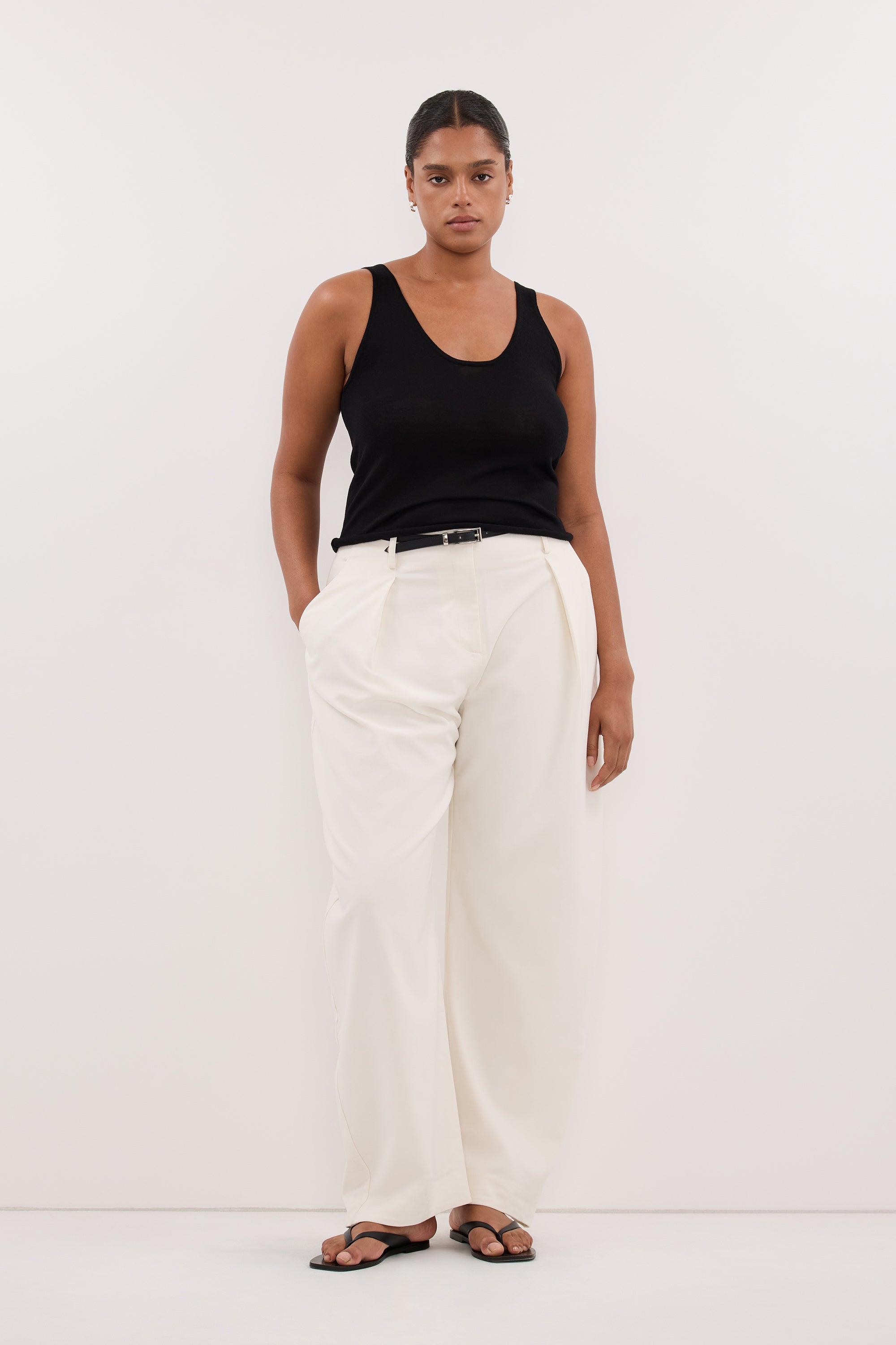 ROMY CREAM BARREL LEG TAILORED PANT